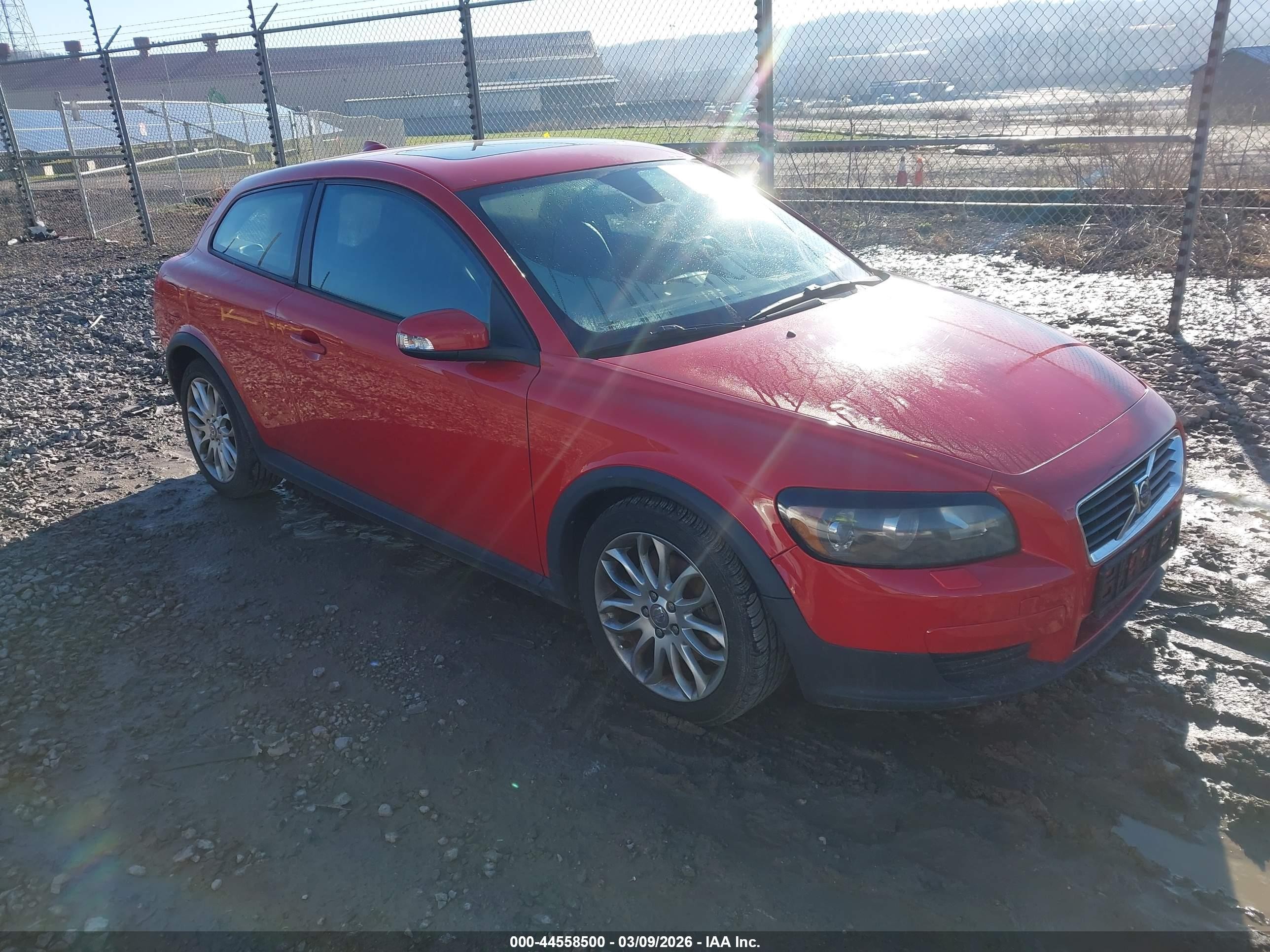 YV1MK672392142926