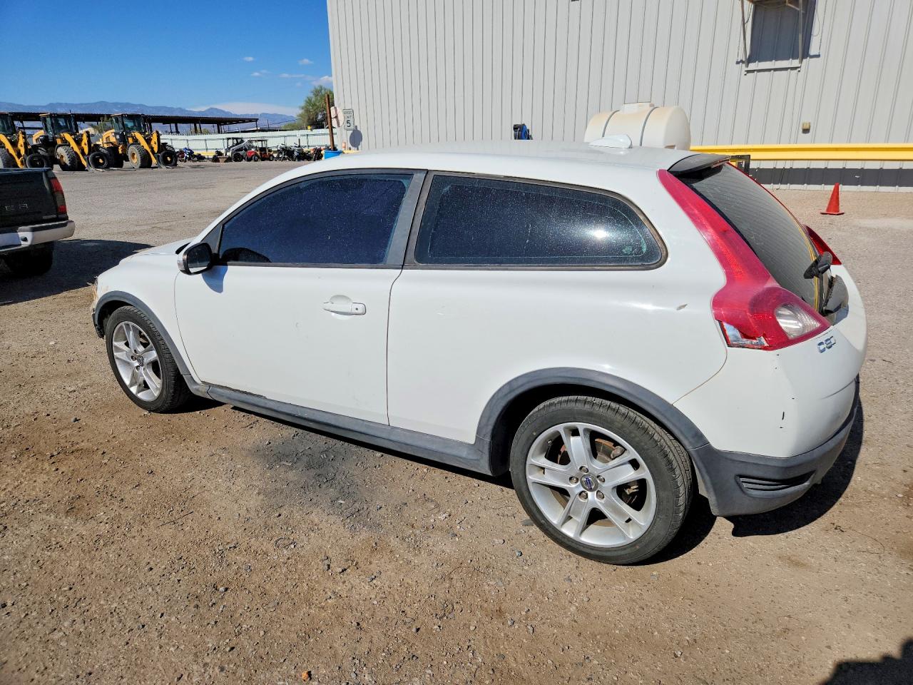 2009 Volvo C30 T5 White vin: YV1MK672392147639