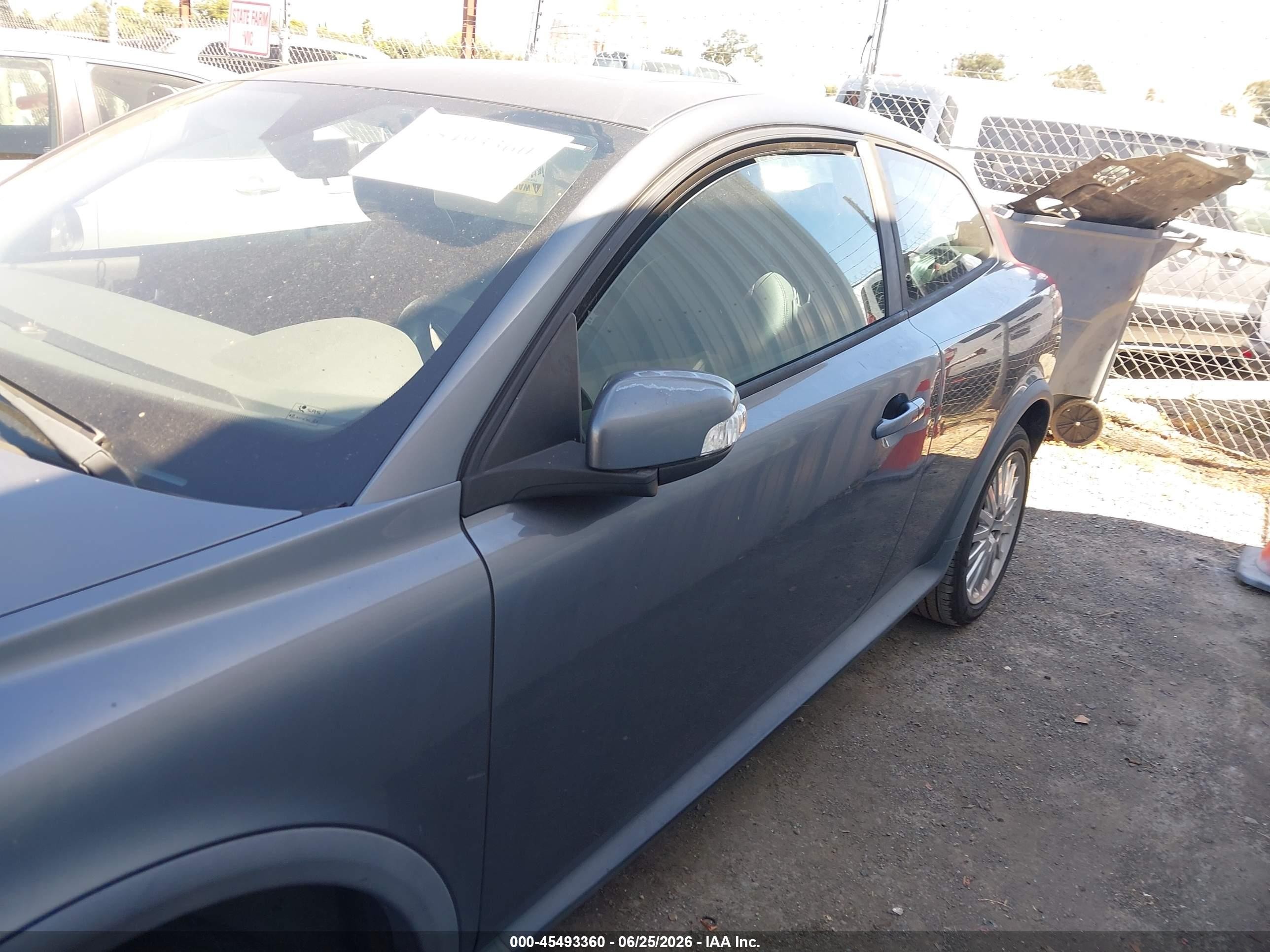 2008 Volvo C30 R-design/t5 Version 1.0/t5 Version 2.0/version 1.0/version 2.0 Gray vin: YV1MK672482070052