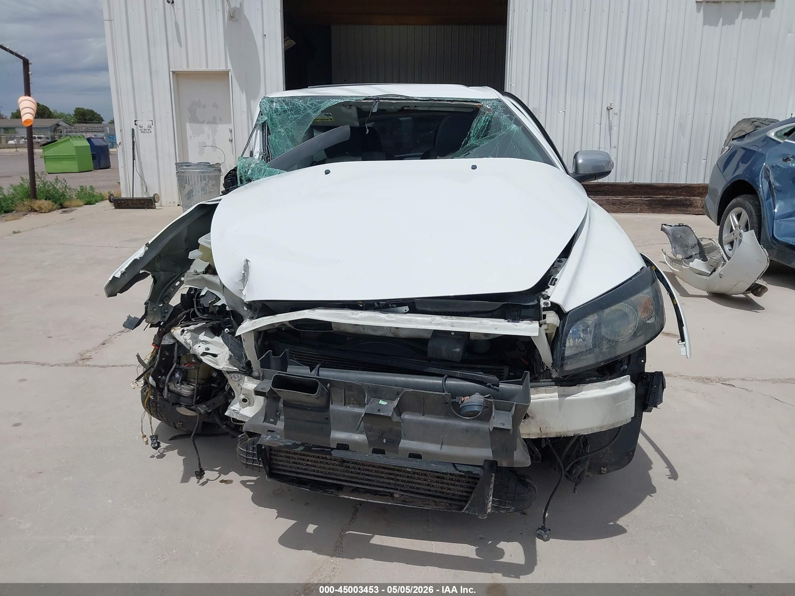 2009 Volvo C30 T5/t5 R-design White vin: YV1MK672592147108