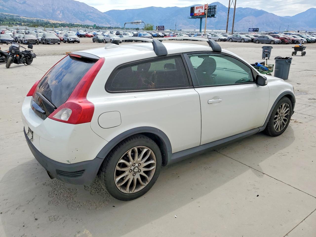2009 Volvo C30 T5 White vin: YV1MK672692145478