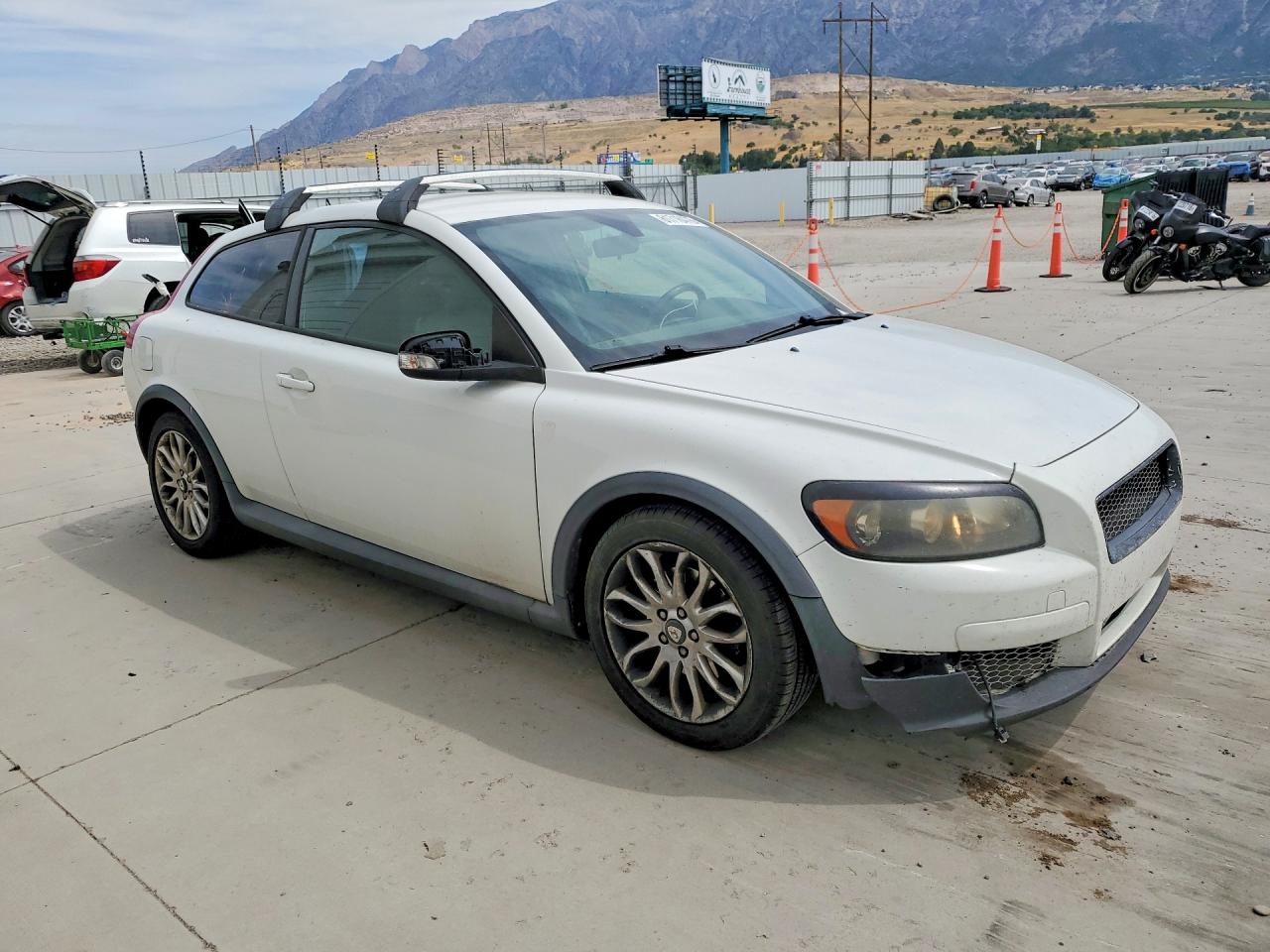 2009 Volvo C30 T5 White vin: YV1MK672692145478