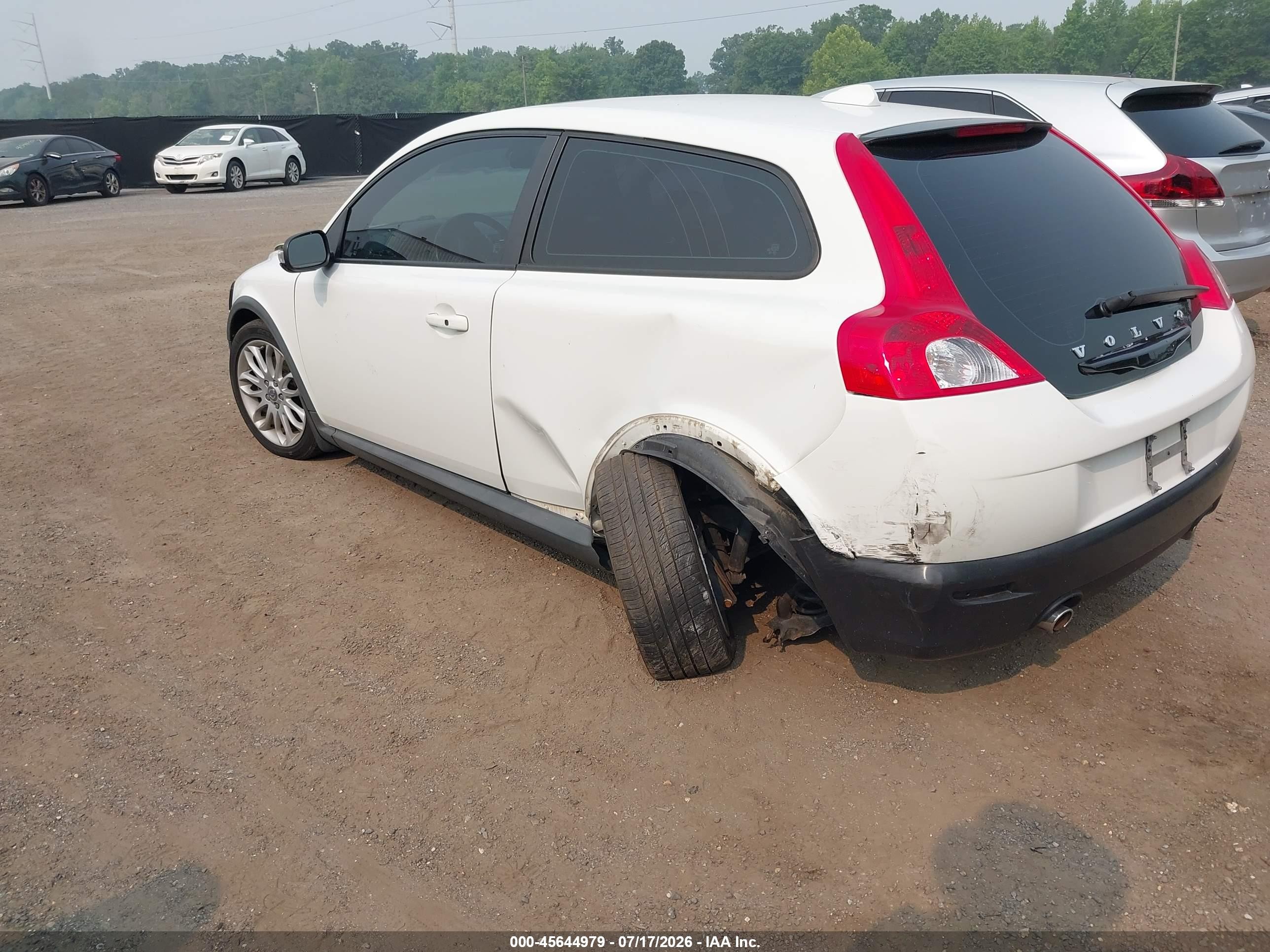 2009 Volvo C30 T5/t5 R-design White vin: YV1MK672X92143698