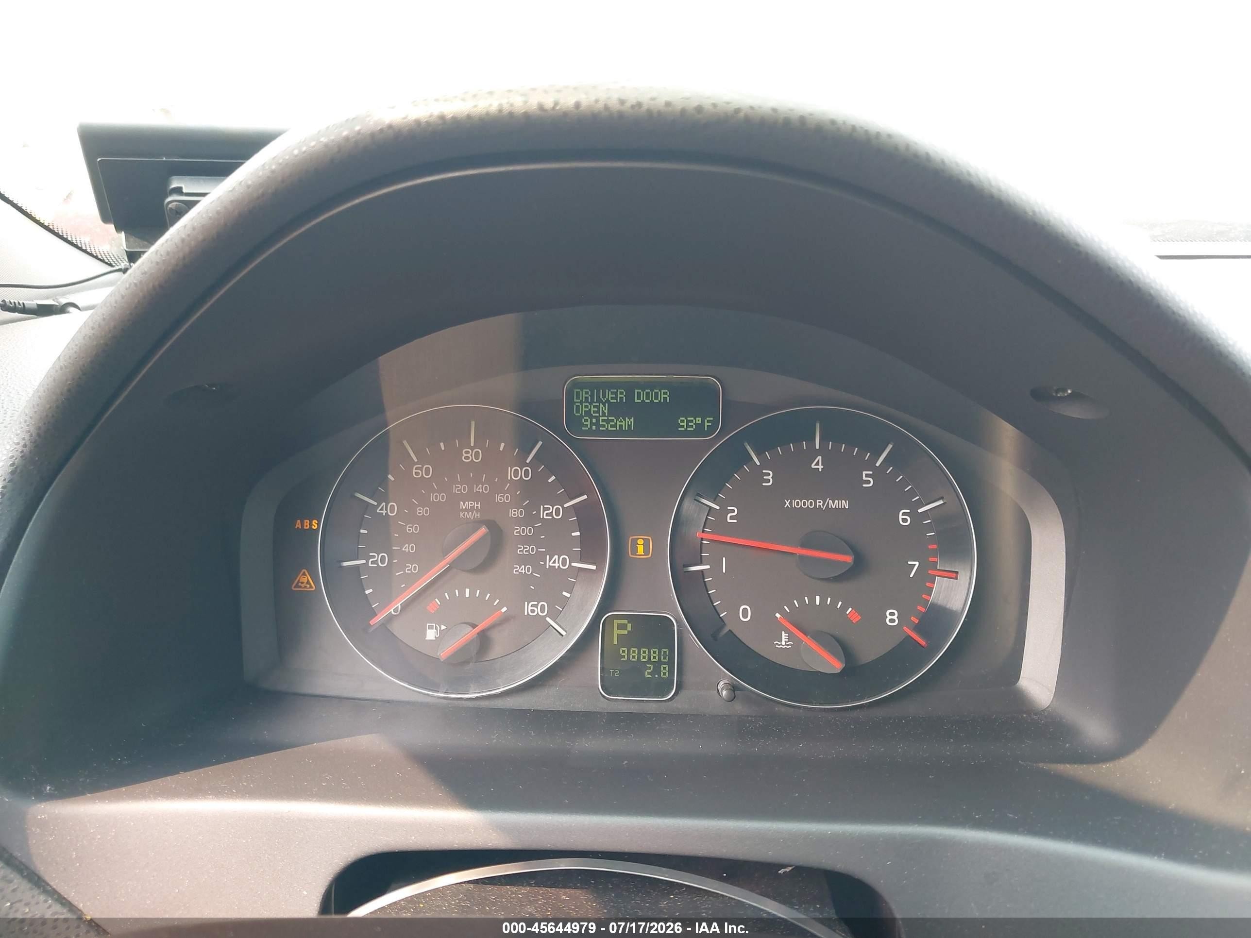 2009 Volvo C30 T5/t5 R-design White vin: YV1MK672X92143698