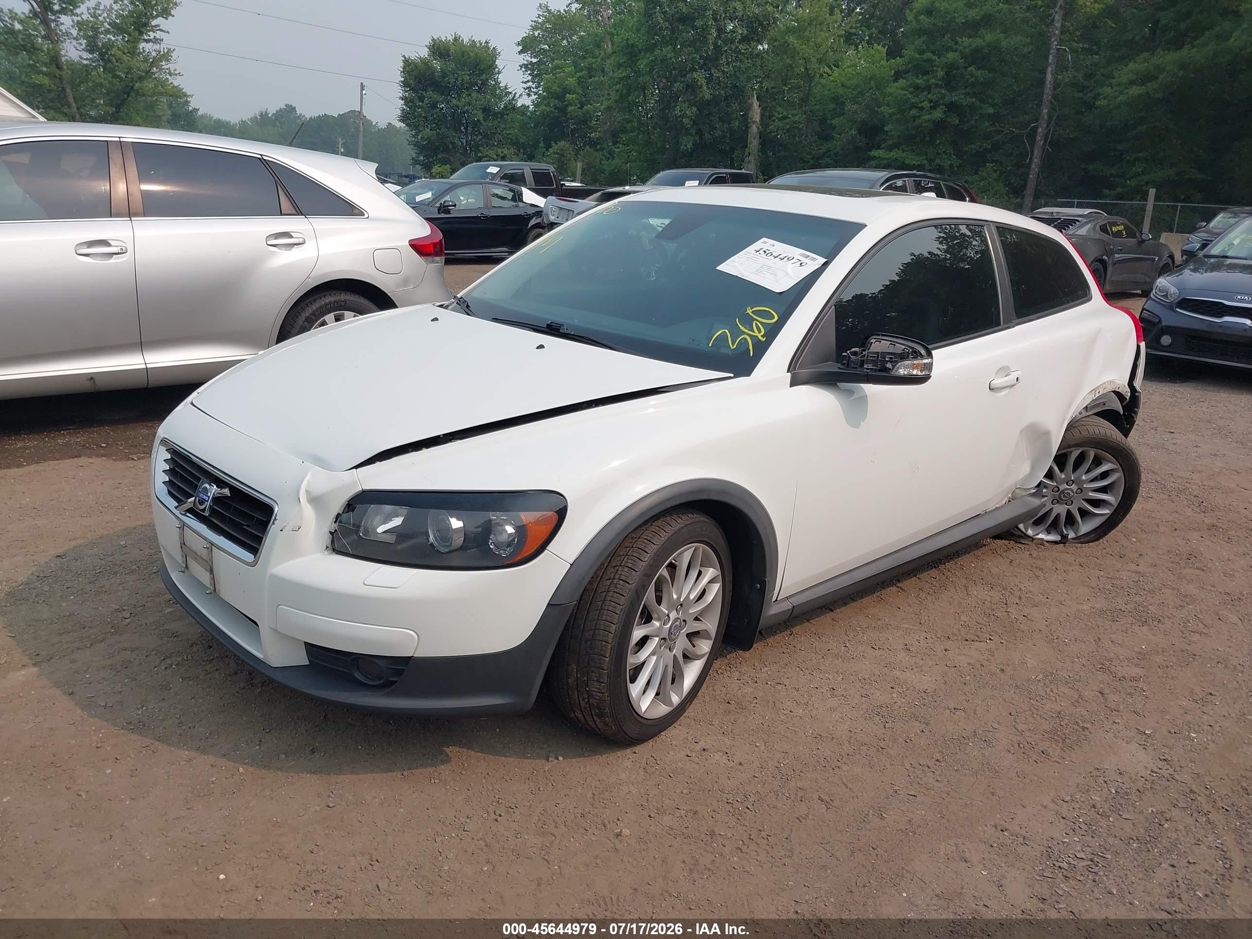 2009 Volvo C30 T5/t5 R-design White vin: YV1MK672X92143698