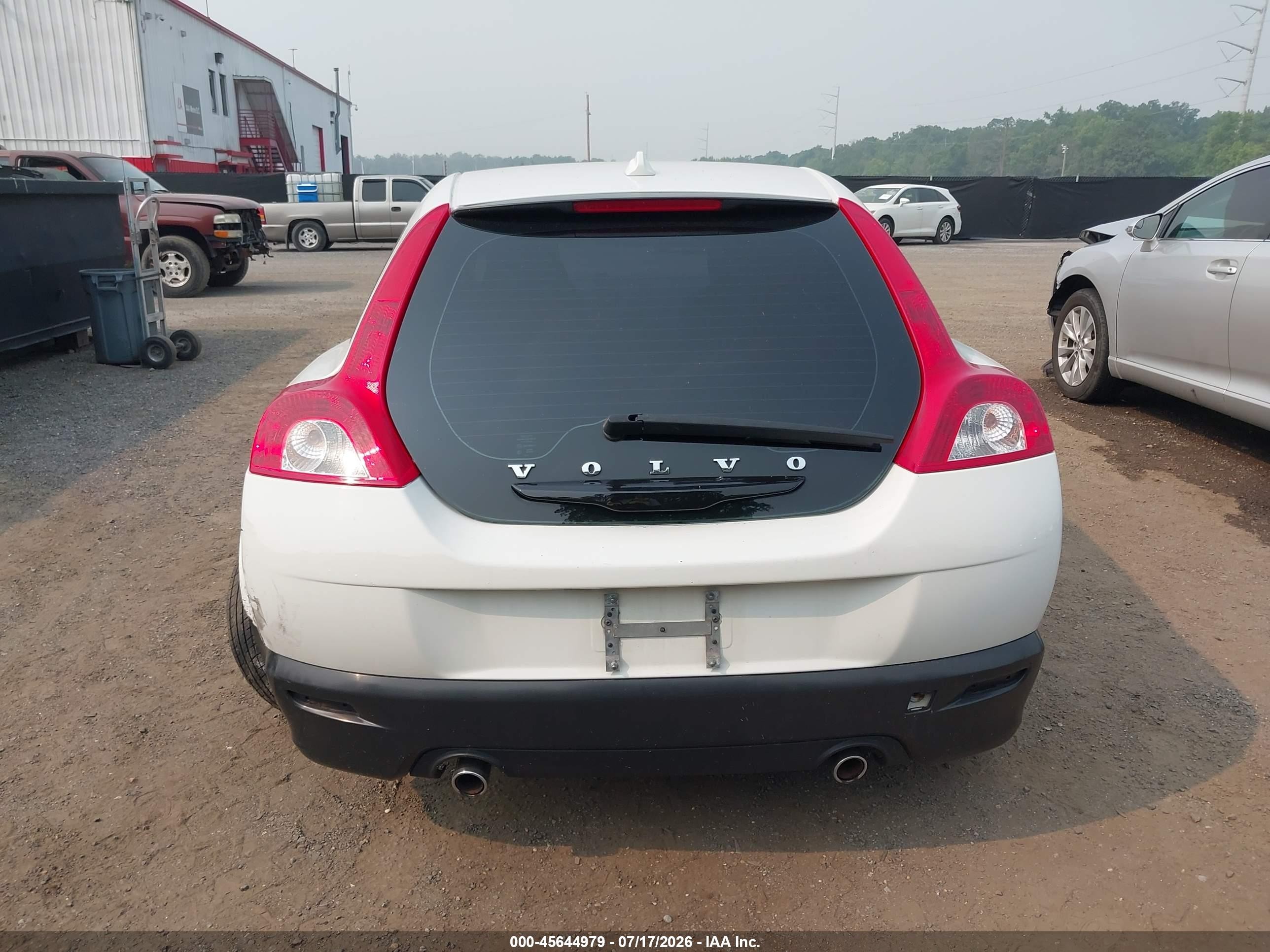 2009 Volvo C30 T5/t5 R-design White vin: YV1MK672X92143698