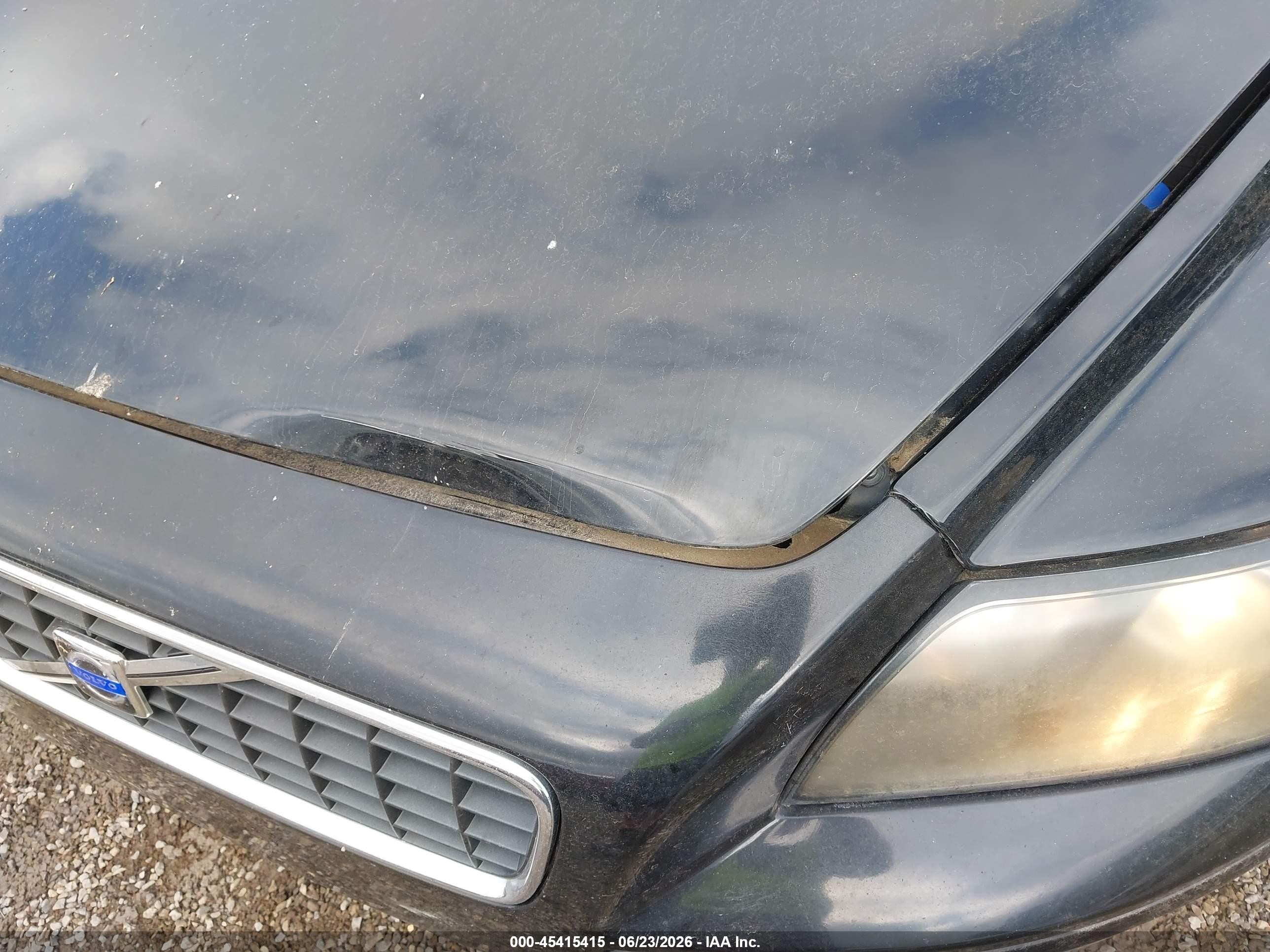 2005 Volvo S40 2.4i A/2.4i A Sr/2.4i M/2.4i M Sr Black vin: YV1MS382052077637