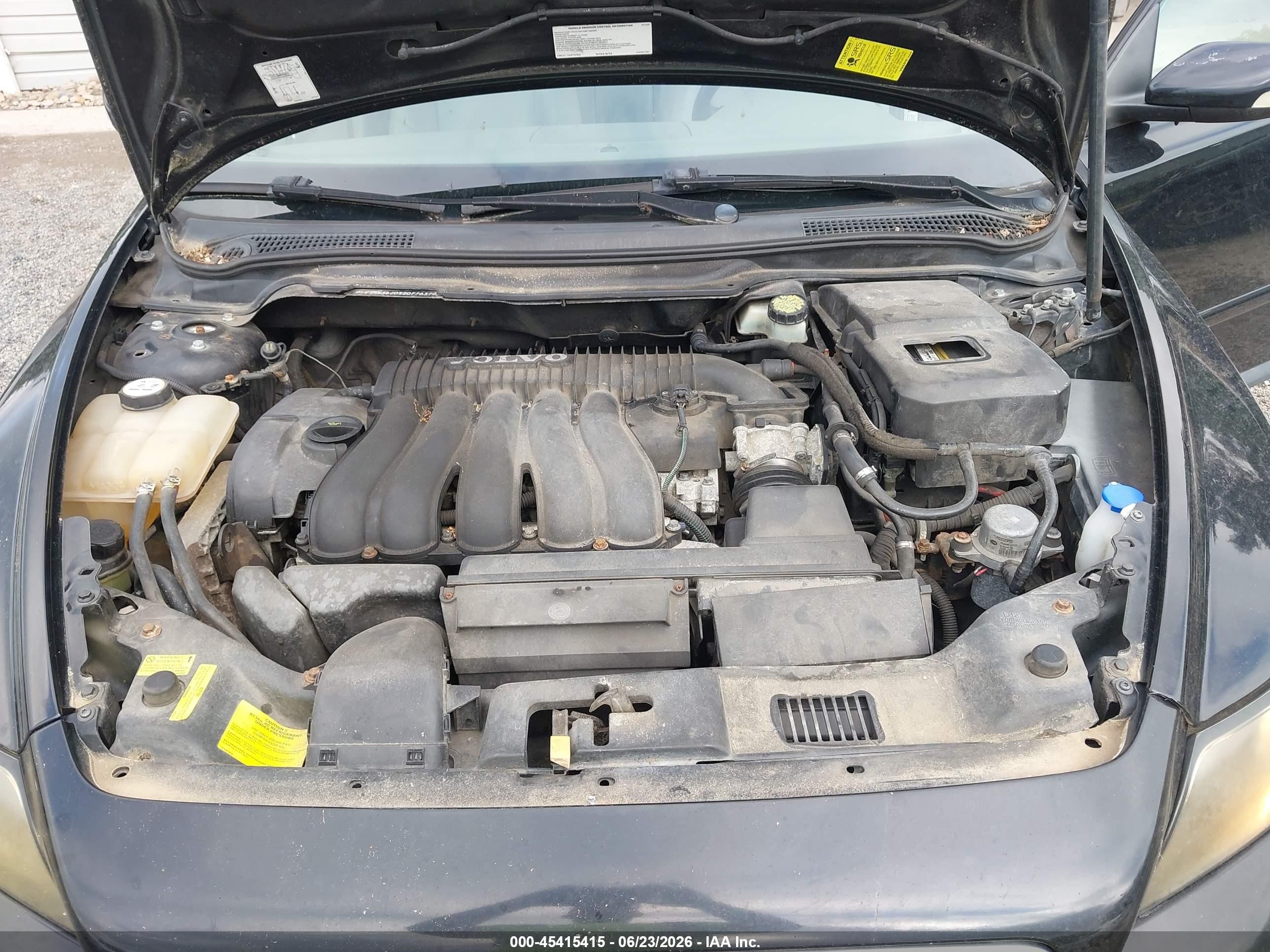 2005 Volvo S40 2.4i A/2.4i A Sr/2.4i M/2.4i M Sr Black vin: YV1MS382052077637