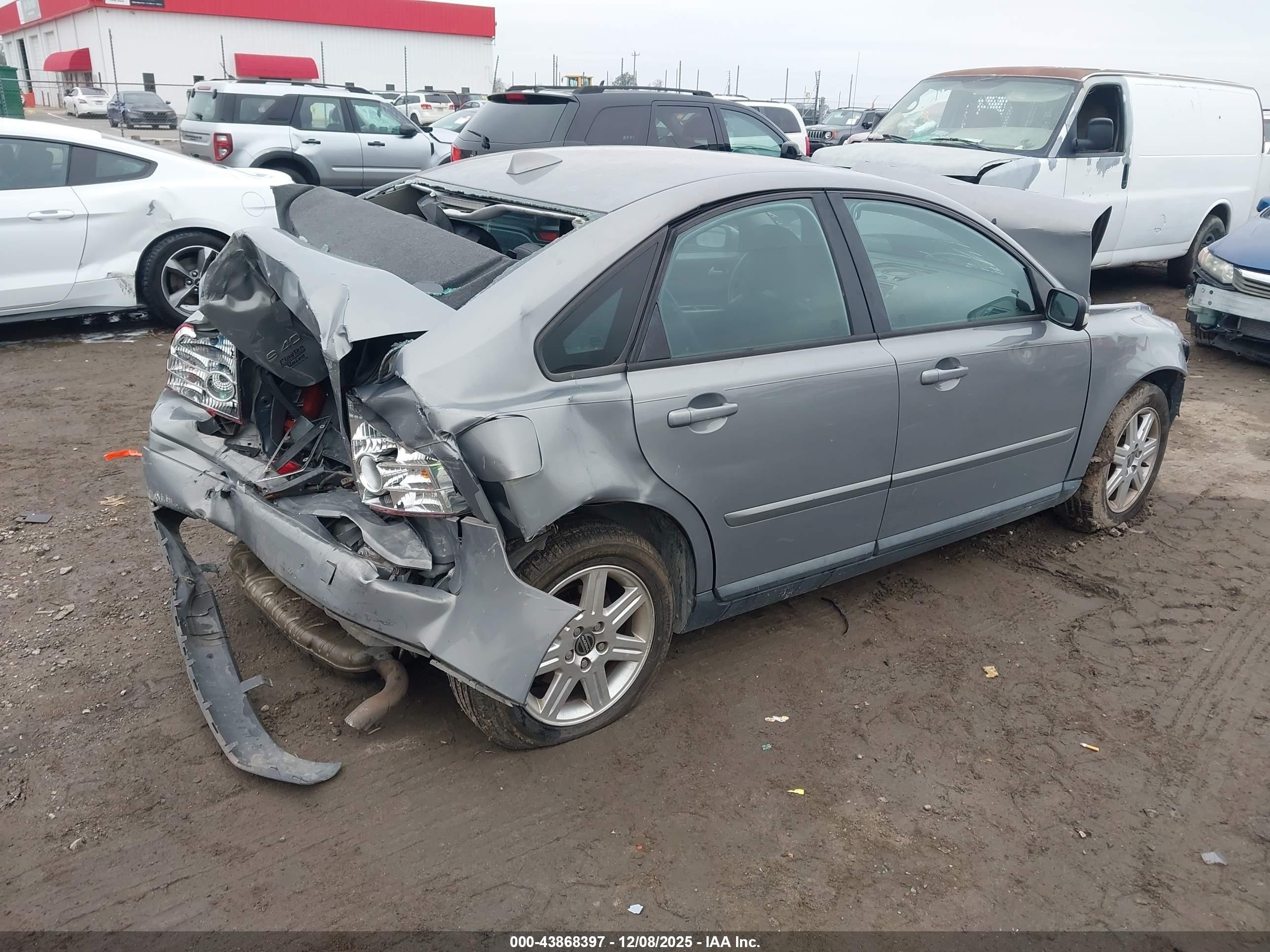2006 Volvo S40 2.4i Gray vin: YV1MS382062224489