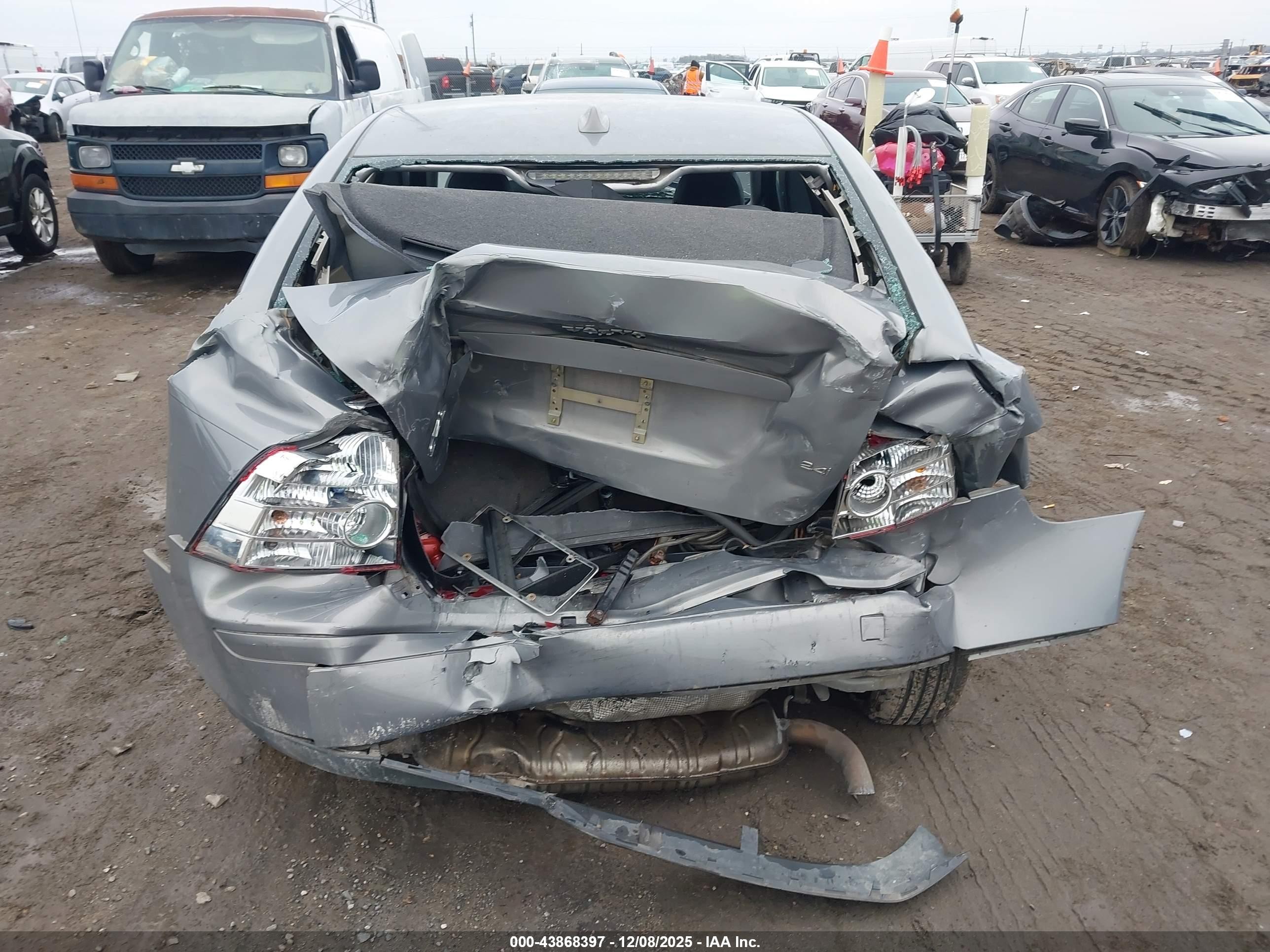 2006 Volvo S40 2.4i Gray vin: YV1MS382062224489