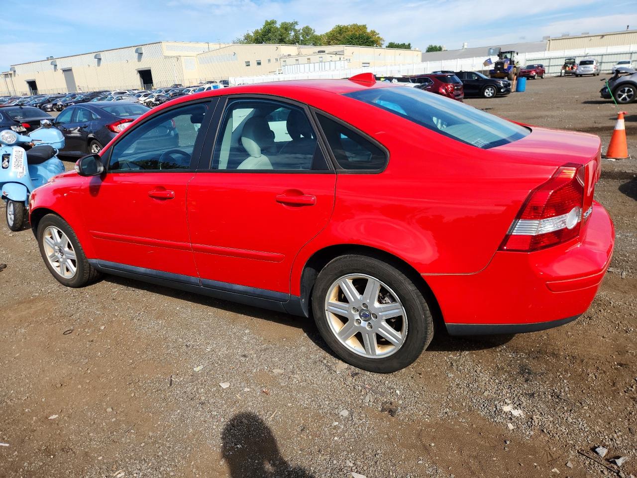 2007 Volvo S40 2.4i Red vin: YV1MS382072260636