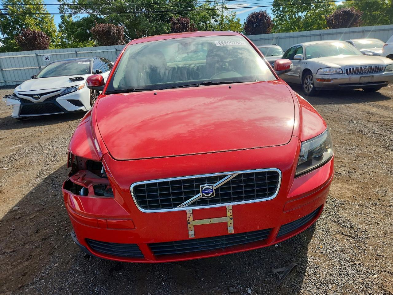 2007 Volvo S40 2.4i Red vin: YV1MS382072260636