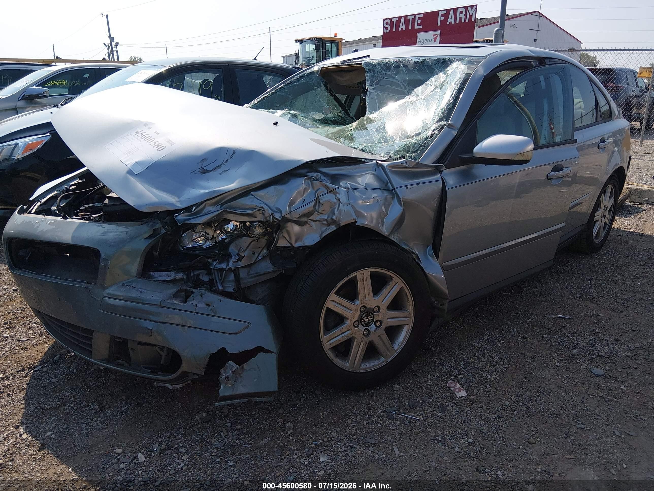 2006 Volvo S40 2.4i Silver vin: YV1MS382162213260