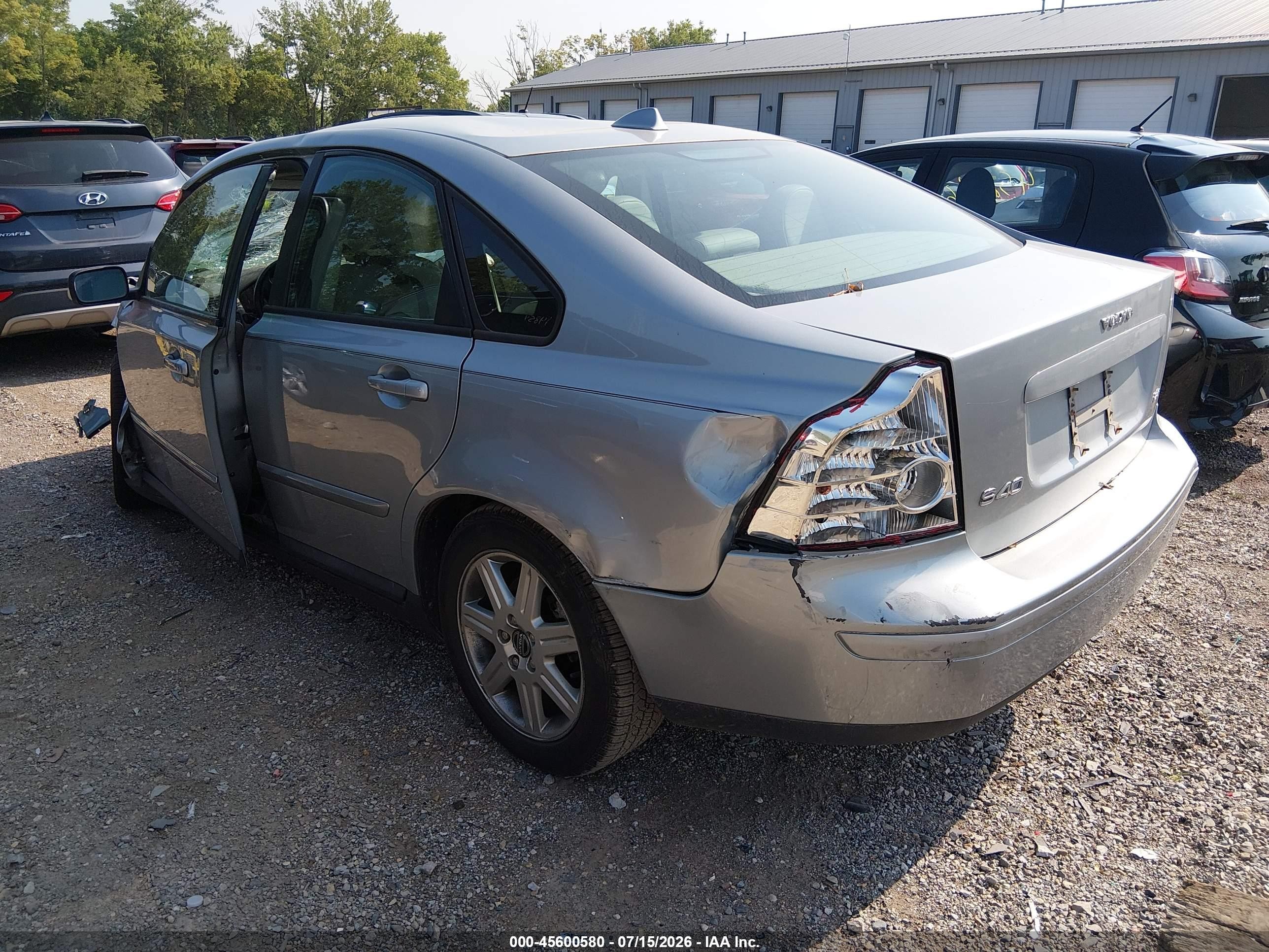 2006 Volvo S40 2.4i Silver vin: YV1MS382162213260