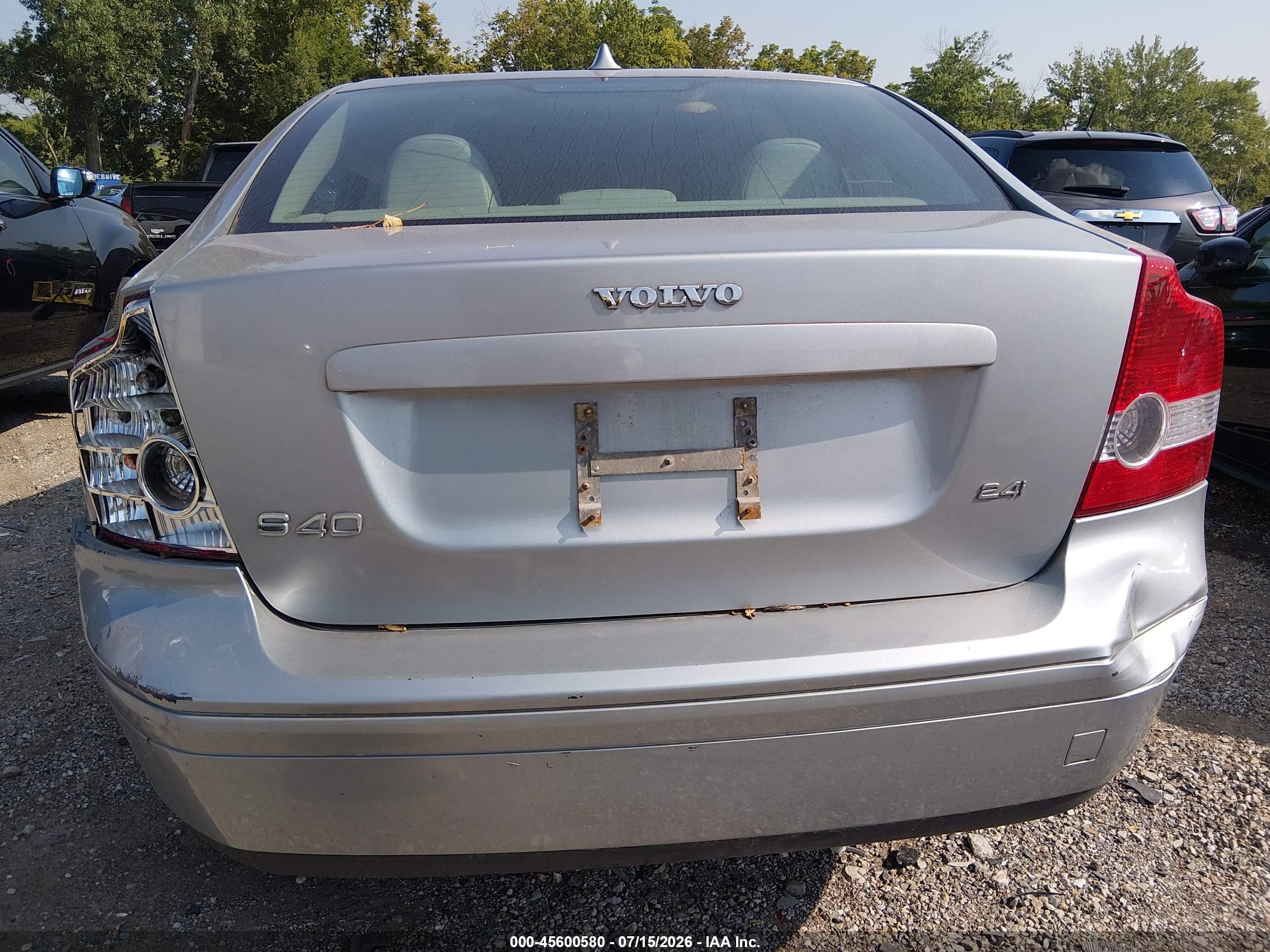 2006 Volvo S40 2.4i Silver vin: YV1MS382162213260