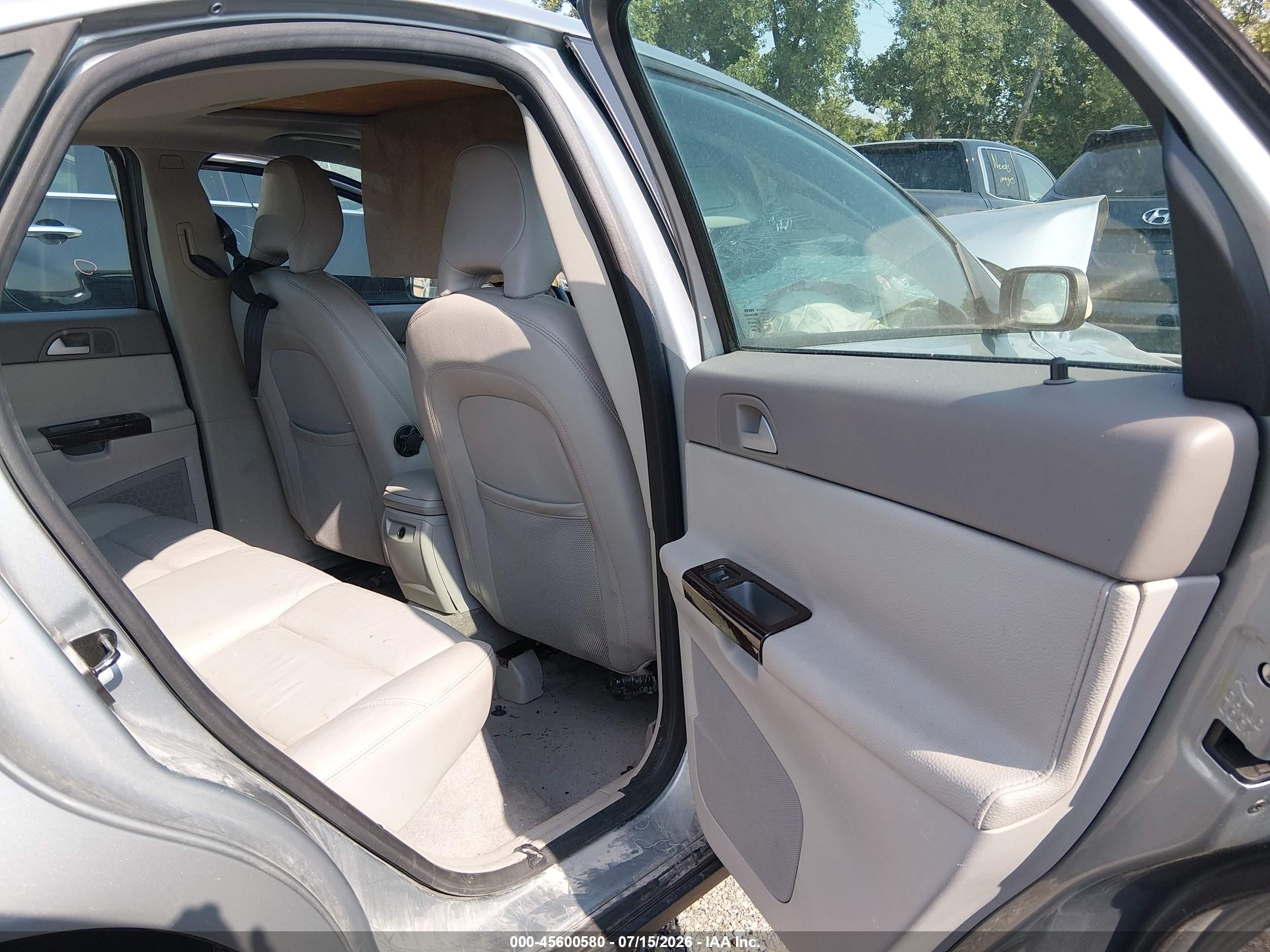 2006 Volvo S40 2.4i Silver vin: YV1MS382162213260