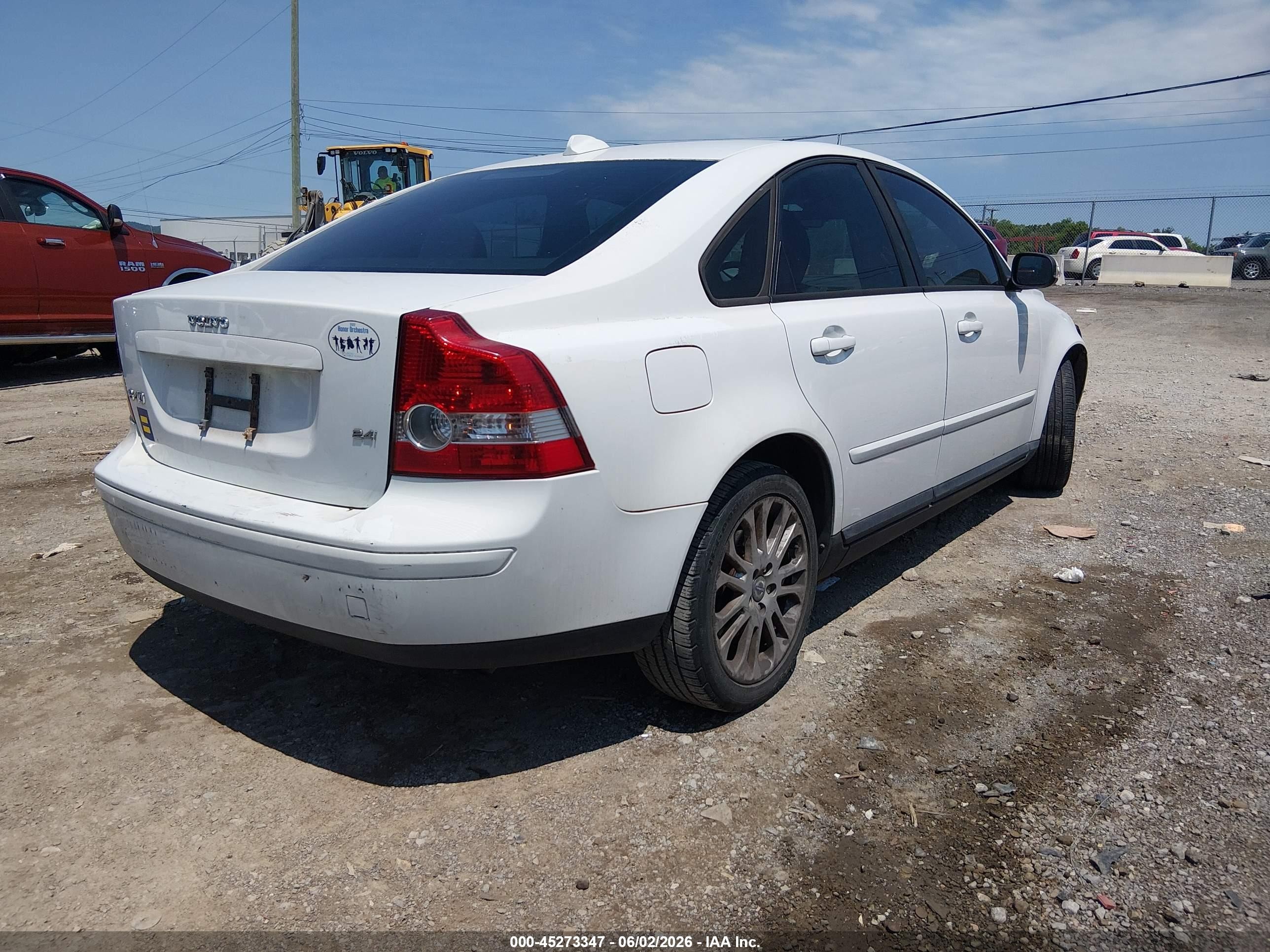 2007 Volvo S40 2.4i White vin: YV1MS382172314672
