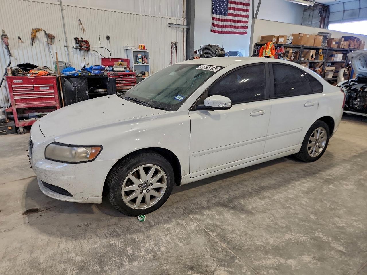 2008 Volvo S40 2.4i White vin: YV1MS382182374601