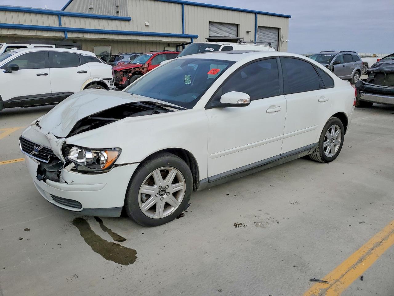 2007 Volvo S40 2.4i Белый vin: YV1MS382272275655