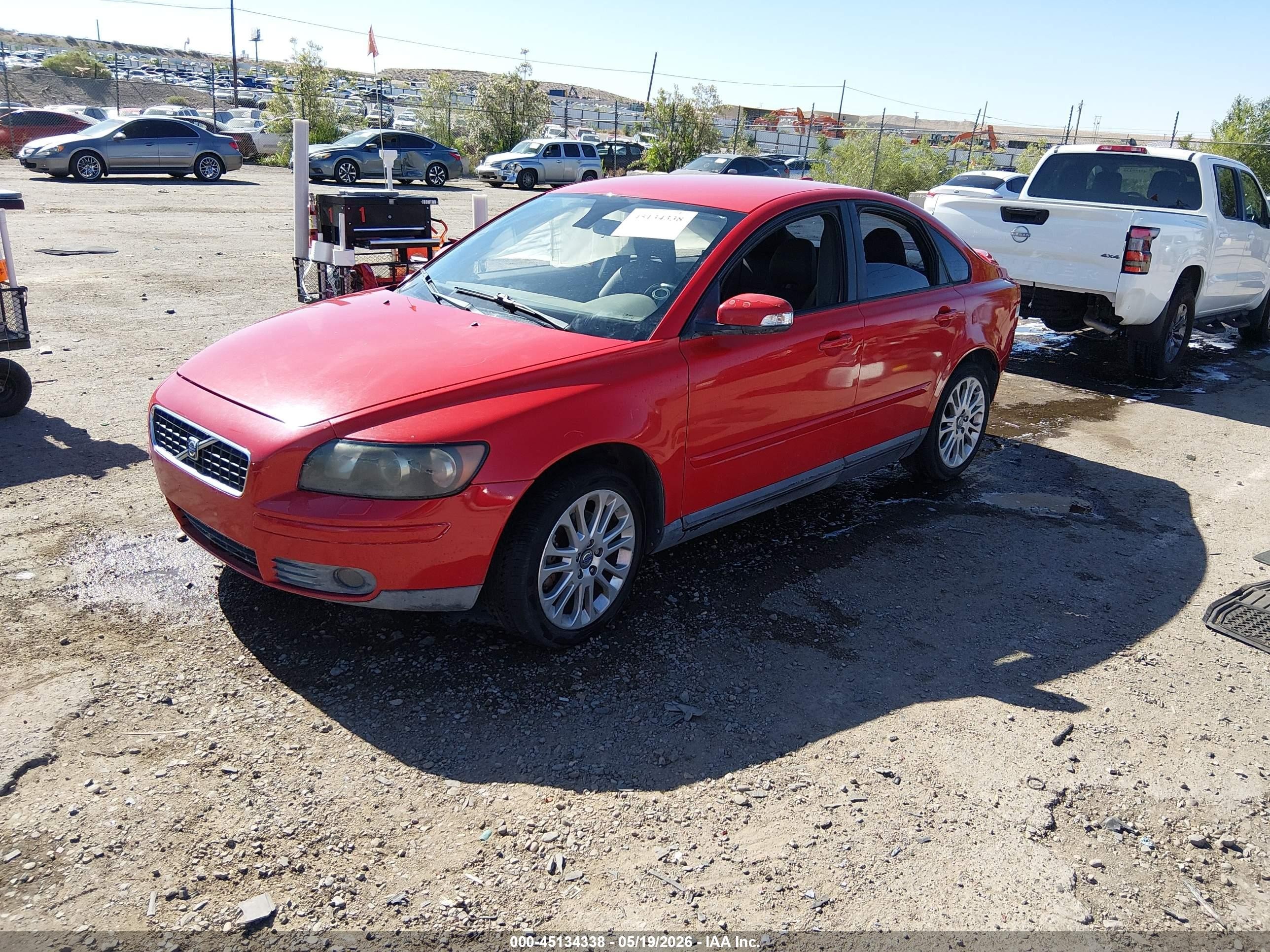 2007 Volvo S40 2.4i Red vin: YV1MS382272283772