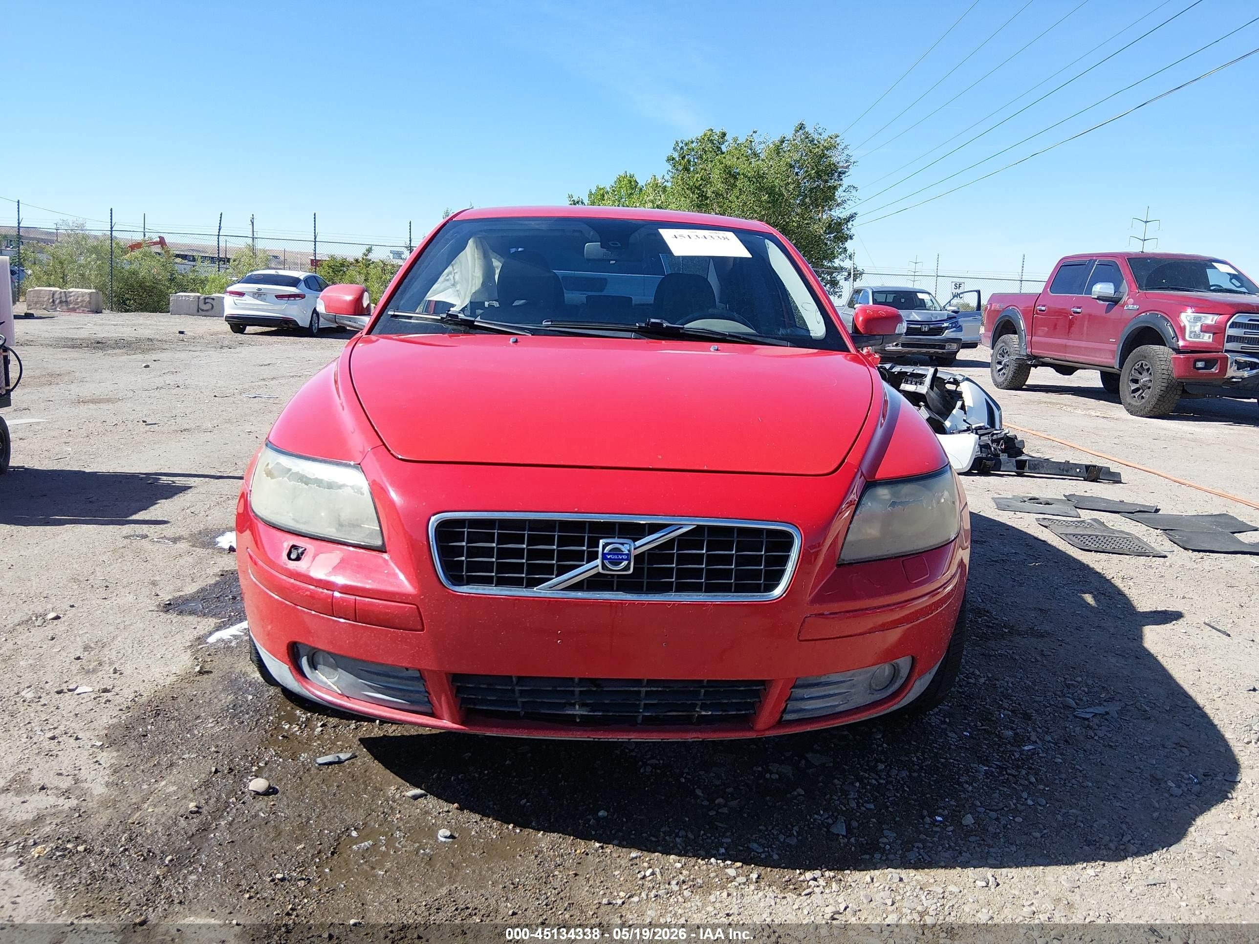 2007 Volvo S40 2.4i Red vin: YV1MS382272283772