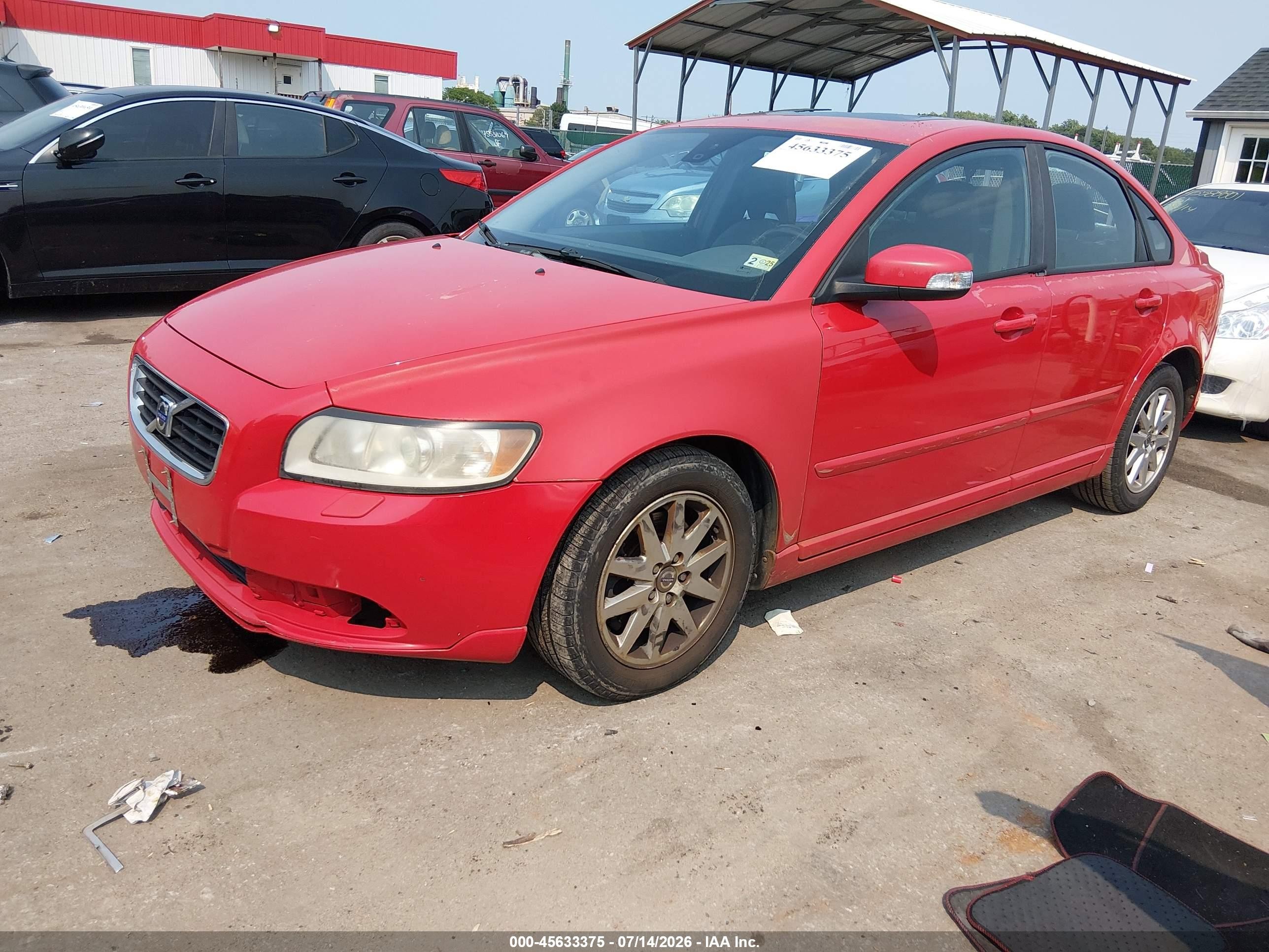 2008 Volvo S40 2.4l/2.4l W/snrf Red vin: YV1MS382282400994