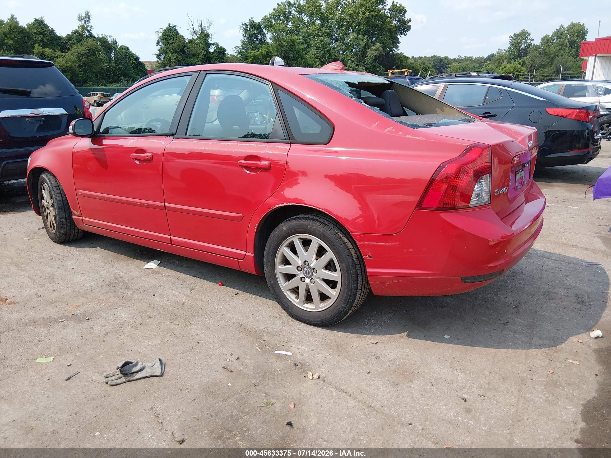 2008 Volvo S40 2.4l/2.4l W/snrf Red vin: YV1MS382282400994