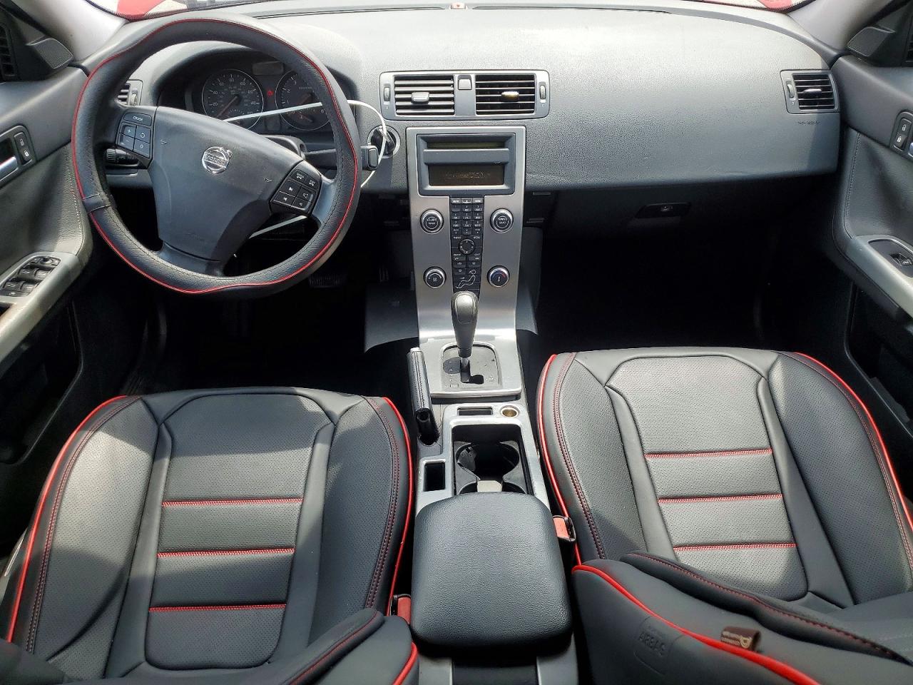 2009 Volvo S40 2.4i Красный vin: YV1MS382292461022