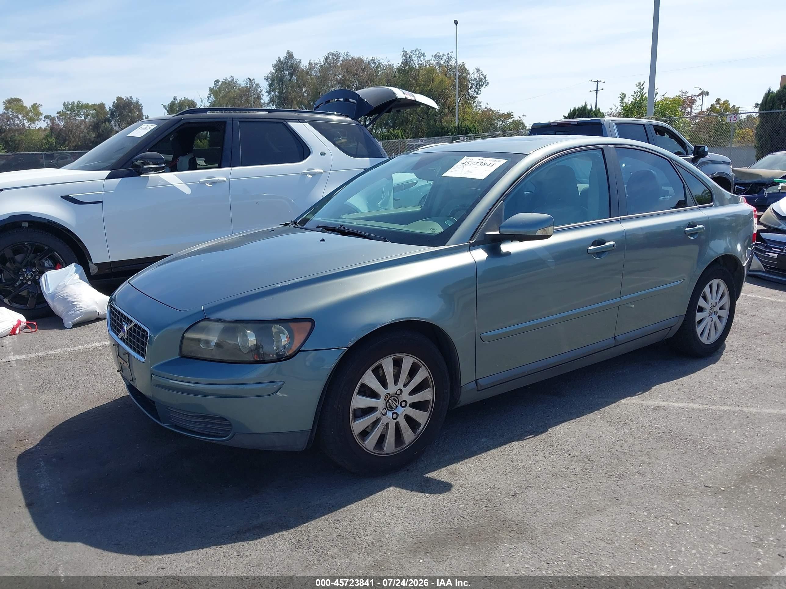 2005 Volvo S40 2.4i A/2.4i A Sr/2.4i M/2.4i M Sr Light Blue vin: YV1MS382452046407