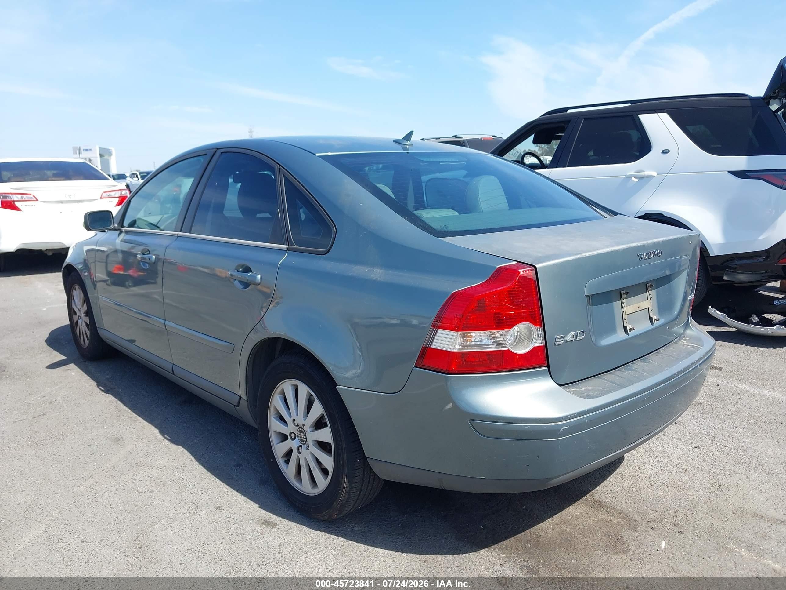 2005 Volvo S40 2.4i A/2.4i A Sr/2.4i M/2.4i M Sr Light Blue vin: YV1MS382452046407