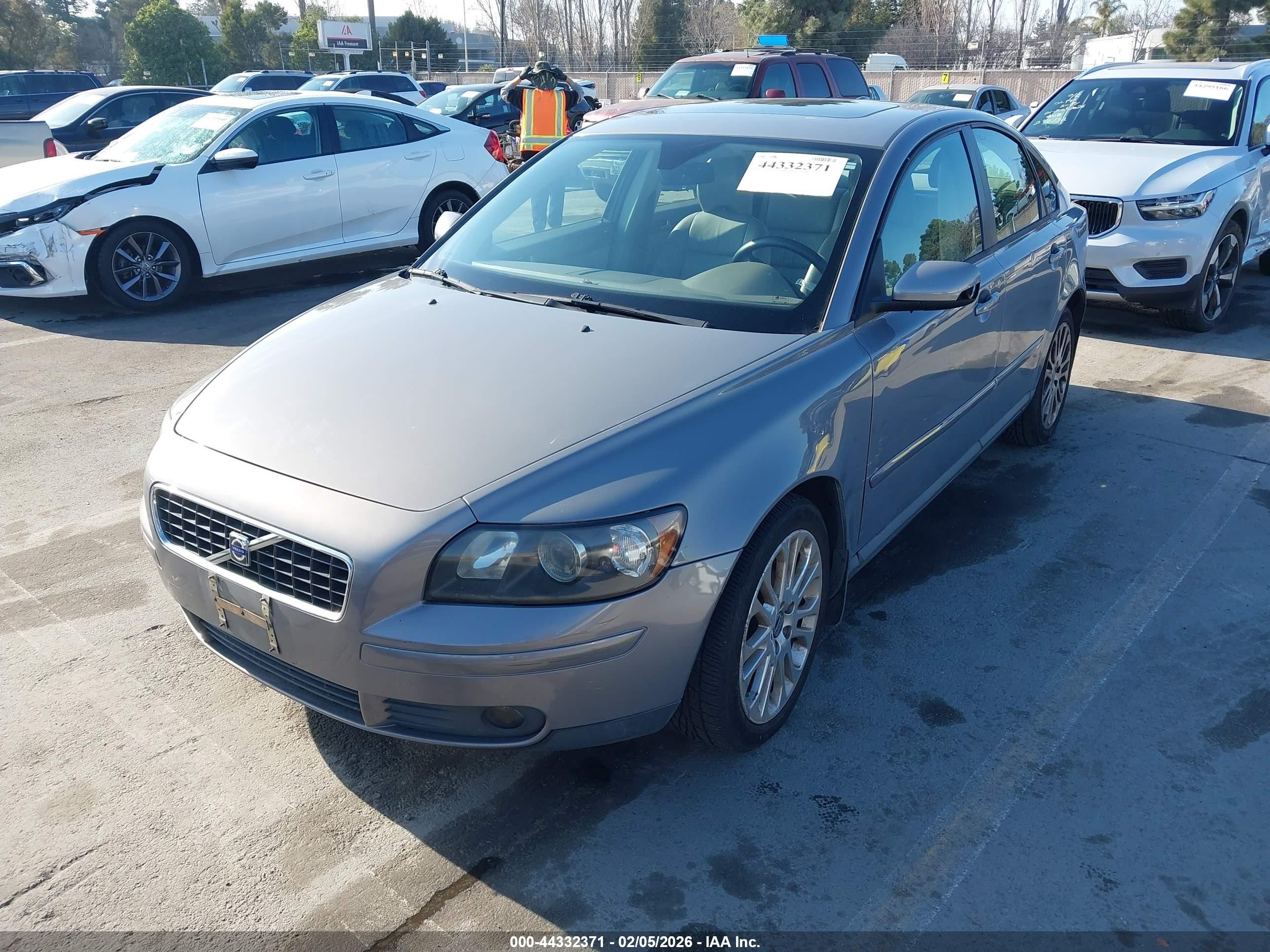2006 Volvo S40 2.4i Gray vin: YV1MS382462152700