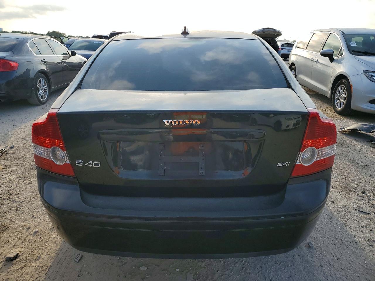 2007 Volvo S40 2.4i Black vin: YV1MS382472311782