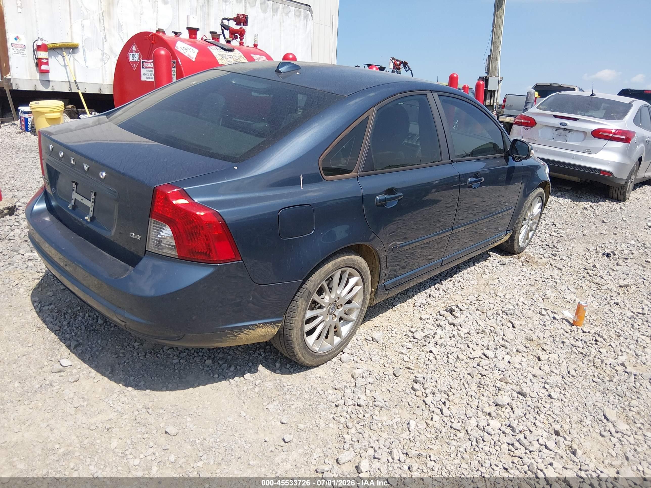 2009 Volvo S40 2.4i Blue vin: YV1MS382492451740