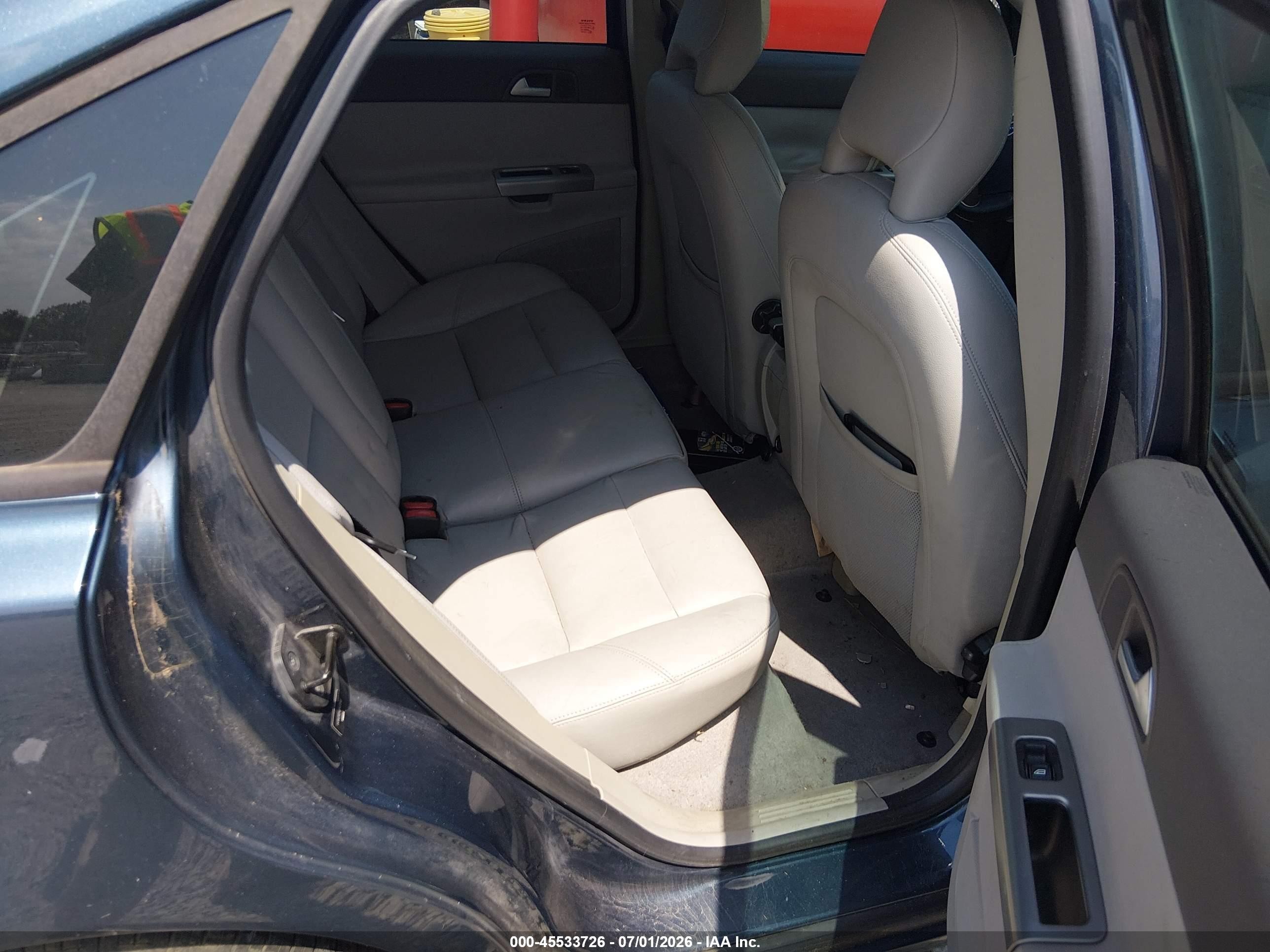2009 Volvo S40 2.4i Blue vin: YV1MS382492451740