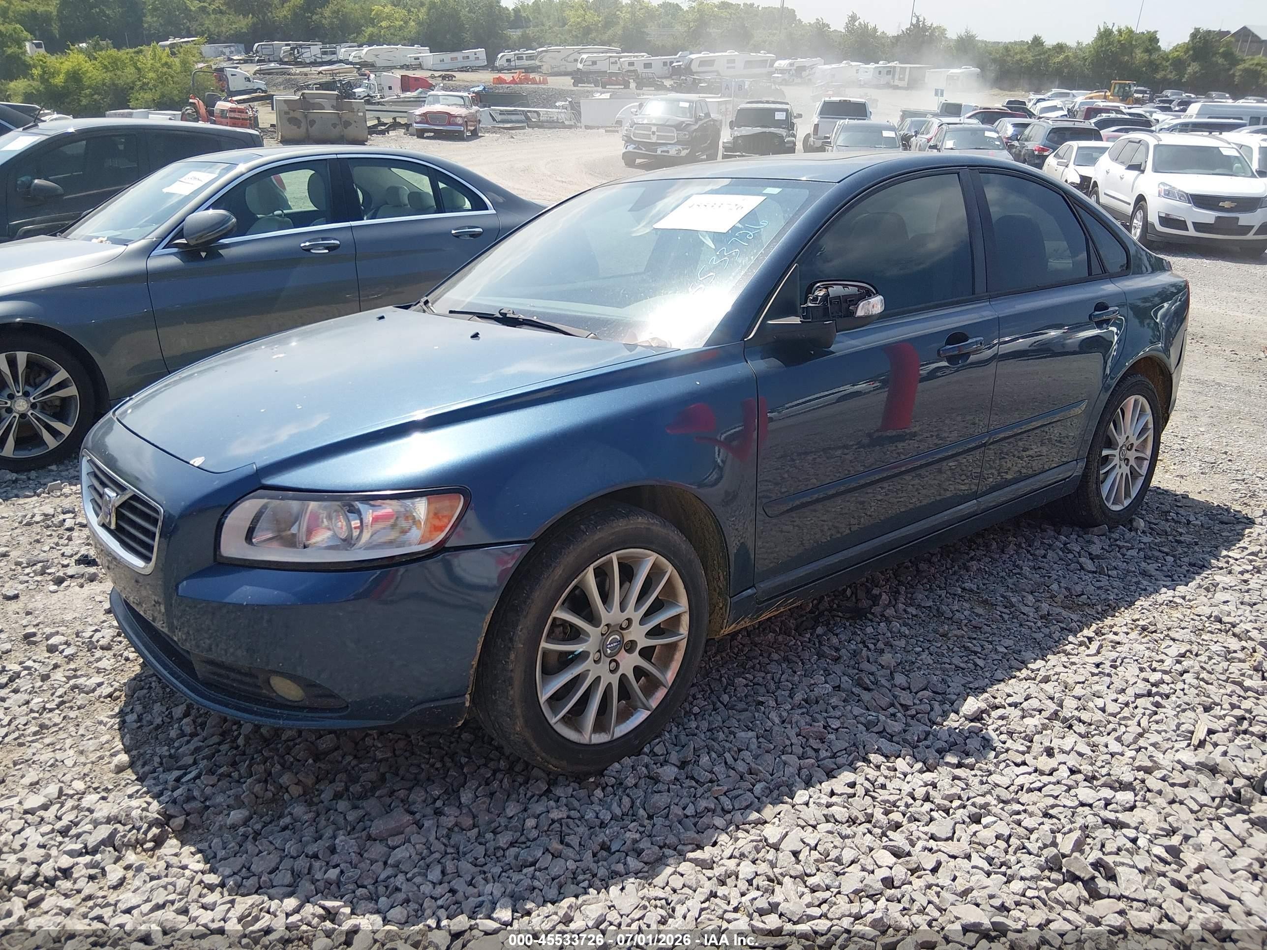 2009 Volvo S40 2.4i Blue vin: YV1MS382492451740