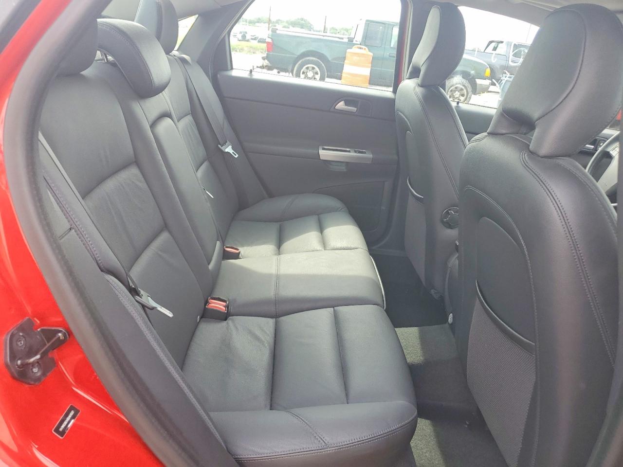 2009 Volvo S40 2.4i Red vin: YV1MS382492461037