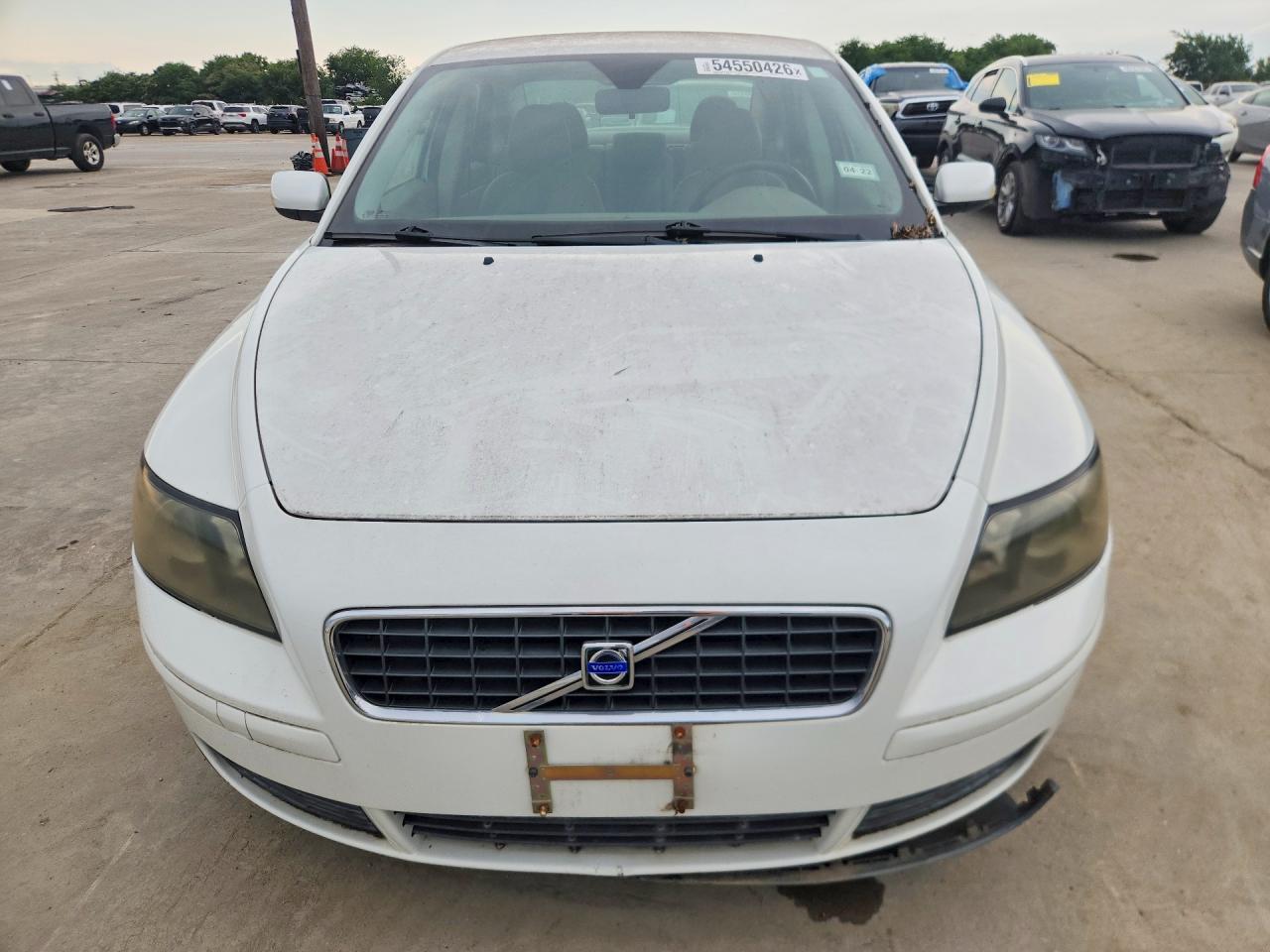2005 Volvo S40 2.4i White vin: YV1MS382552081151