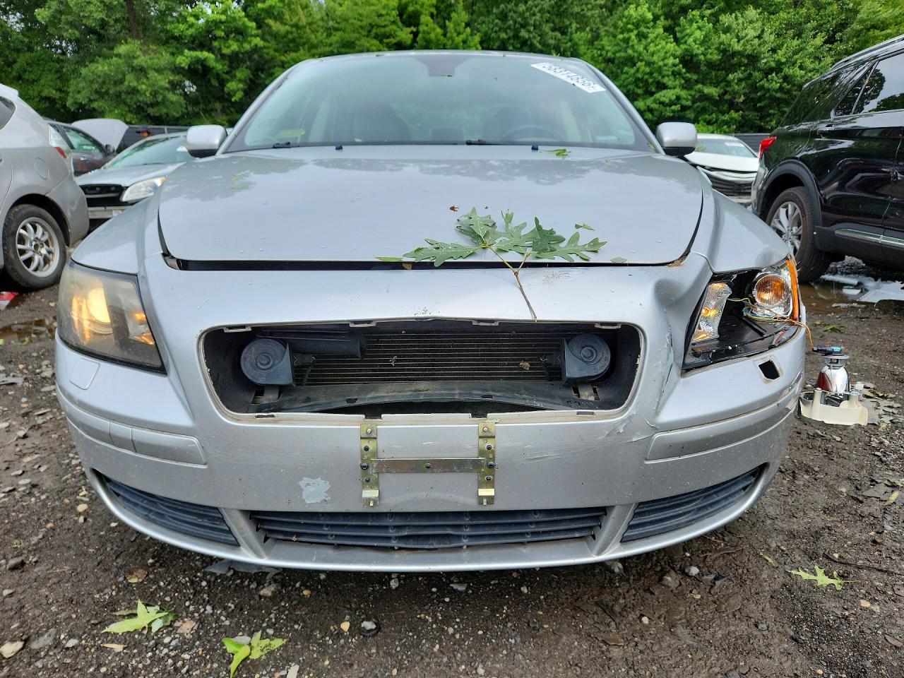 2005 Volvo S40 2.4i Серебряный vin: YV1MS382552108171