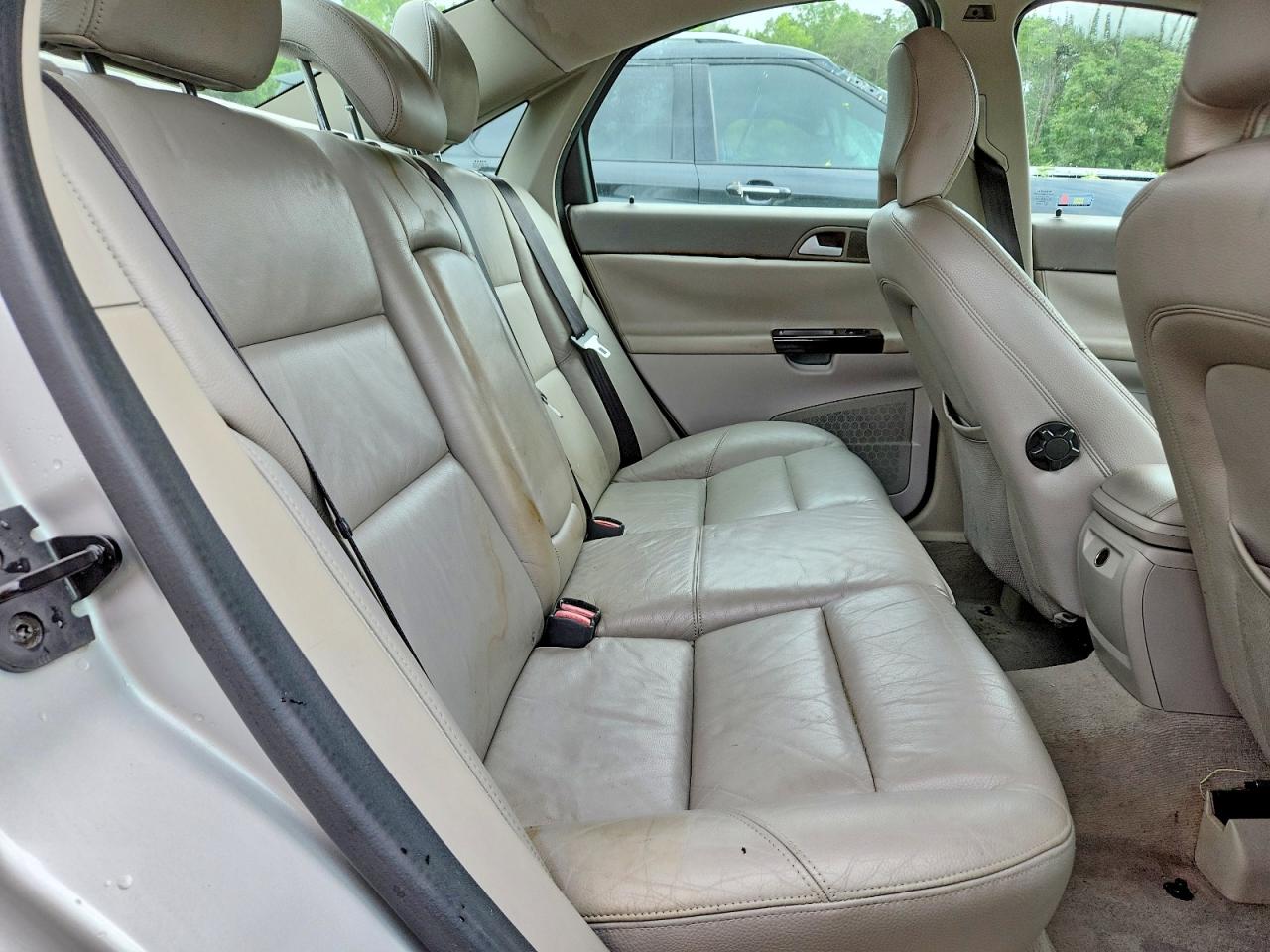 2005 Volvo S40 2.4i Серебряный vin: YV1MS382552108171