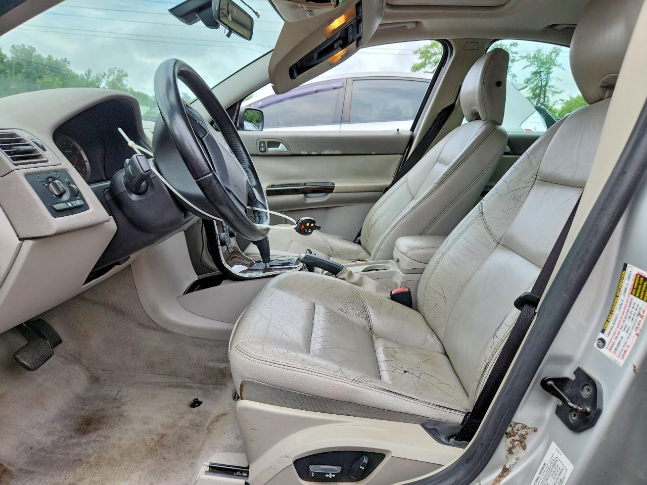 2005 Volvo S40 2.4i Серебряный vin: YV1MS382552108171