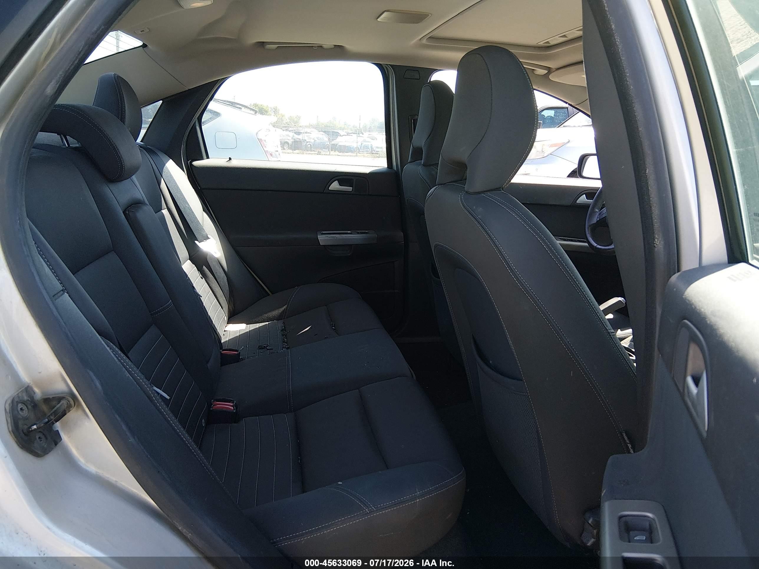 2006 Volvo S40 2.4i Silver vin: YV1MS382562208854