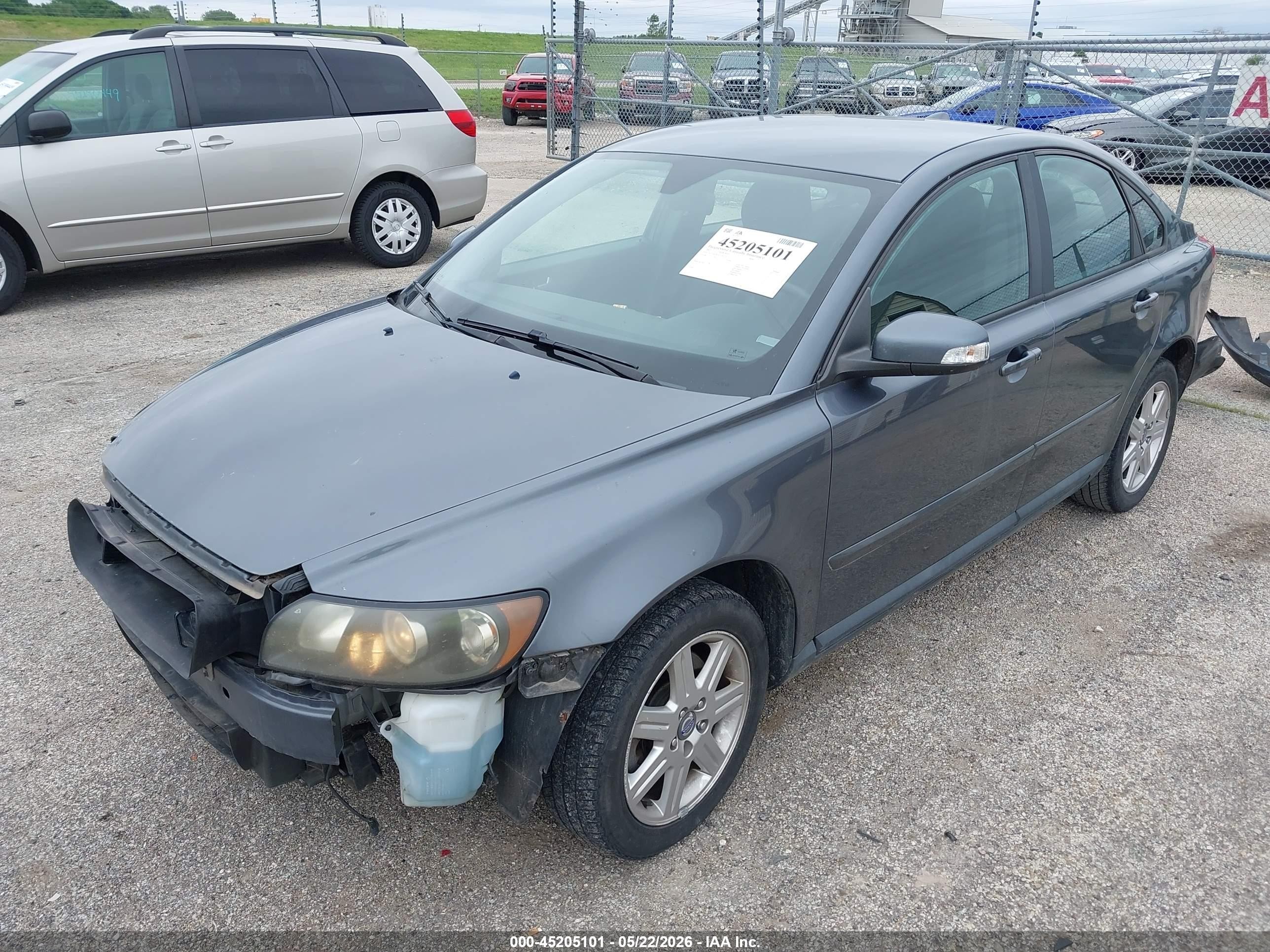 2007 Volvo S40 2.4i Серый vin: YV1MS382572265220