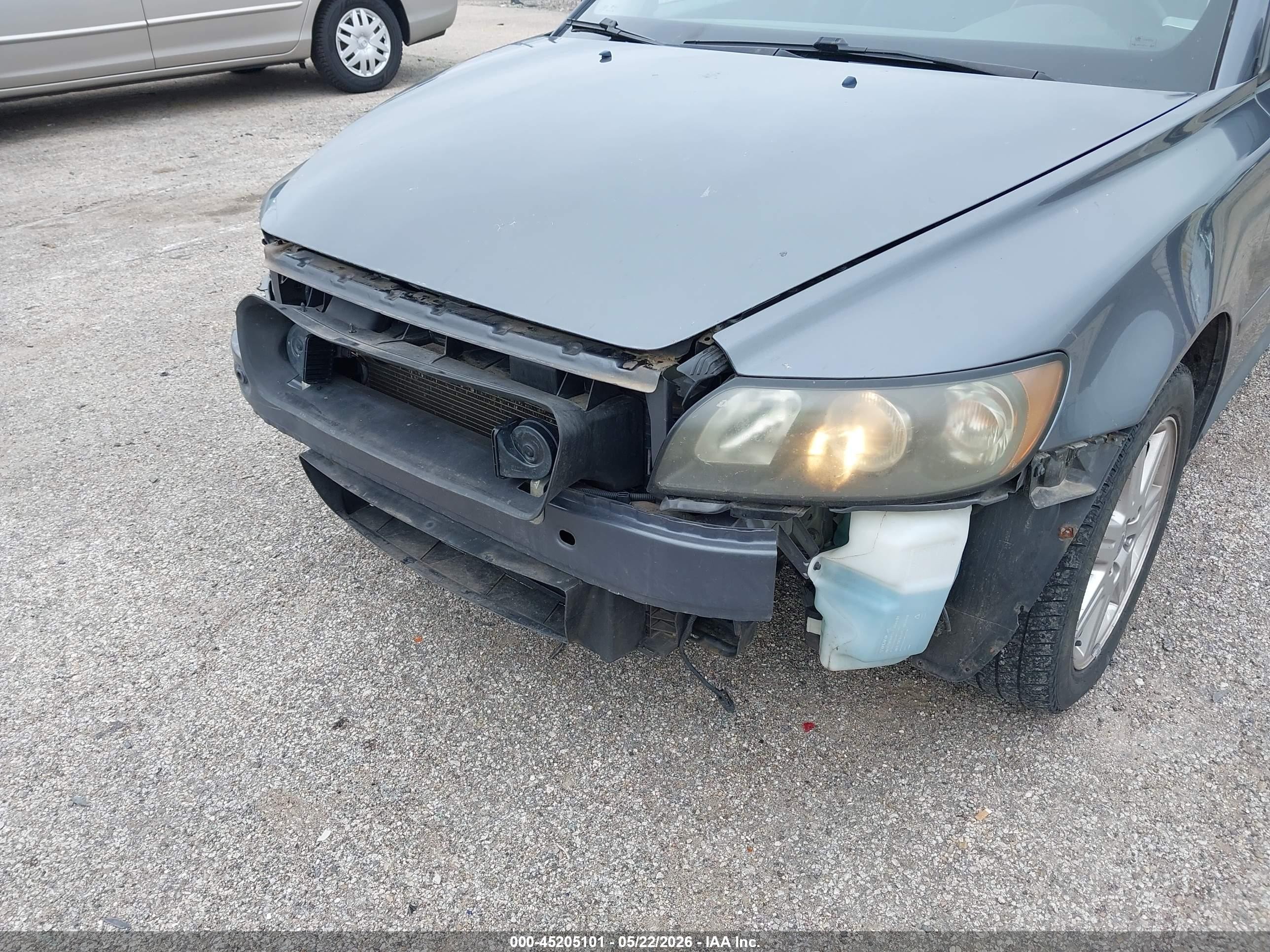 2007 Volvo S40 2.4i Серый vin: YV1MS382572265220