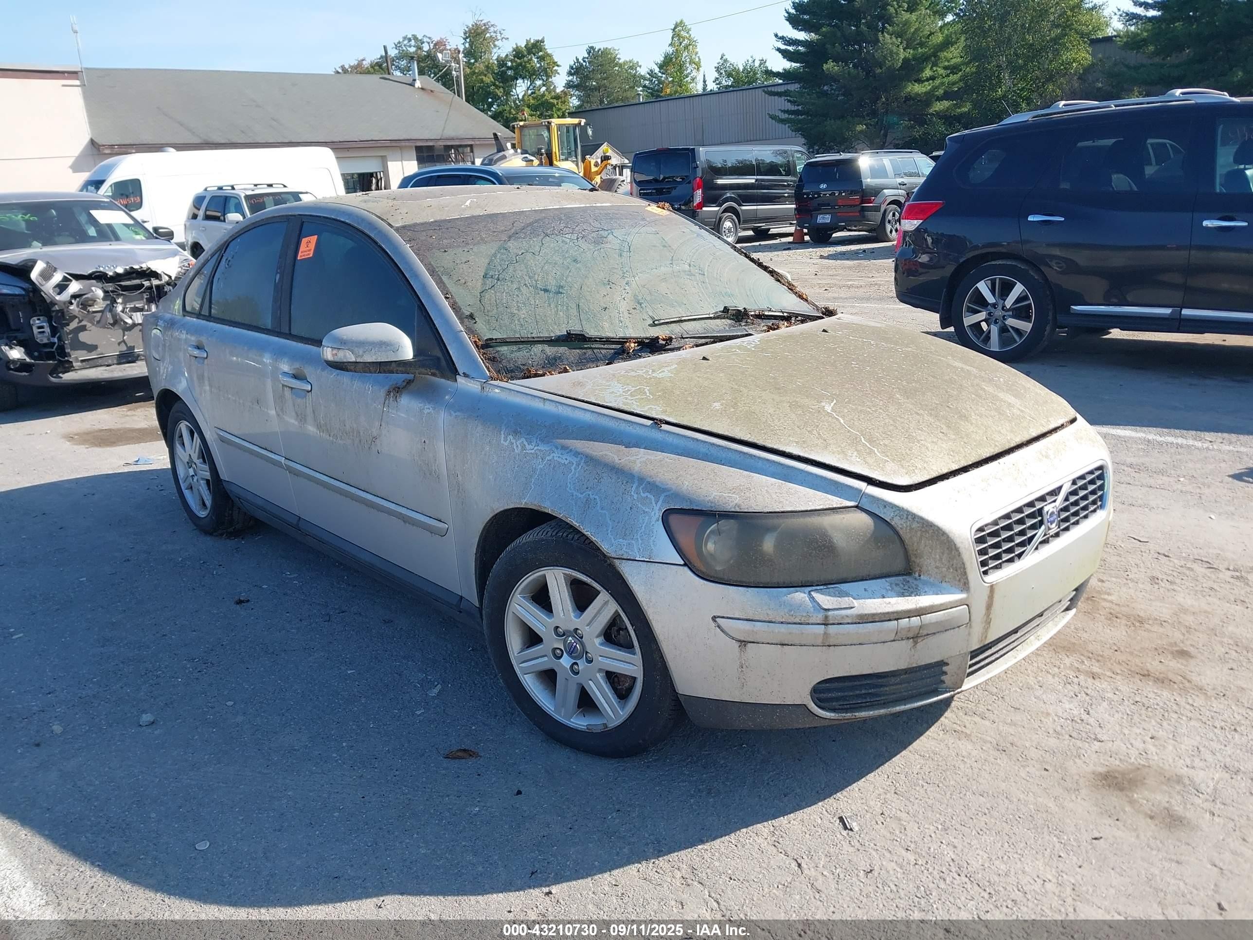 YV1MS382572275813