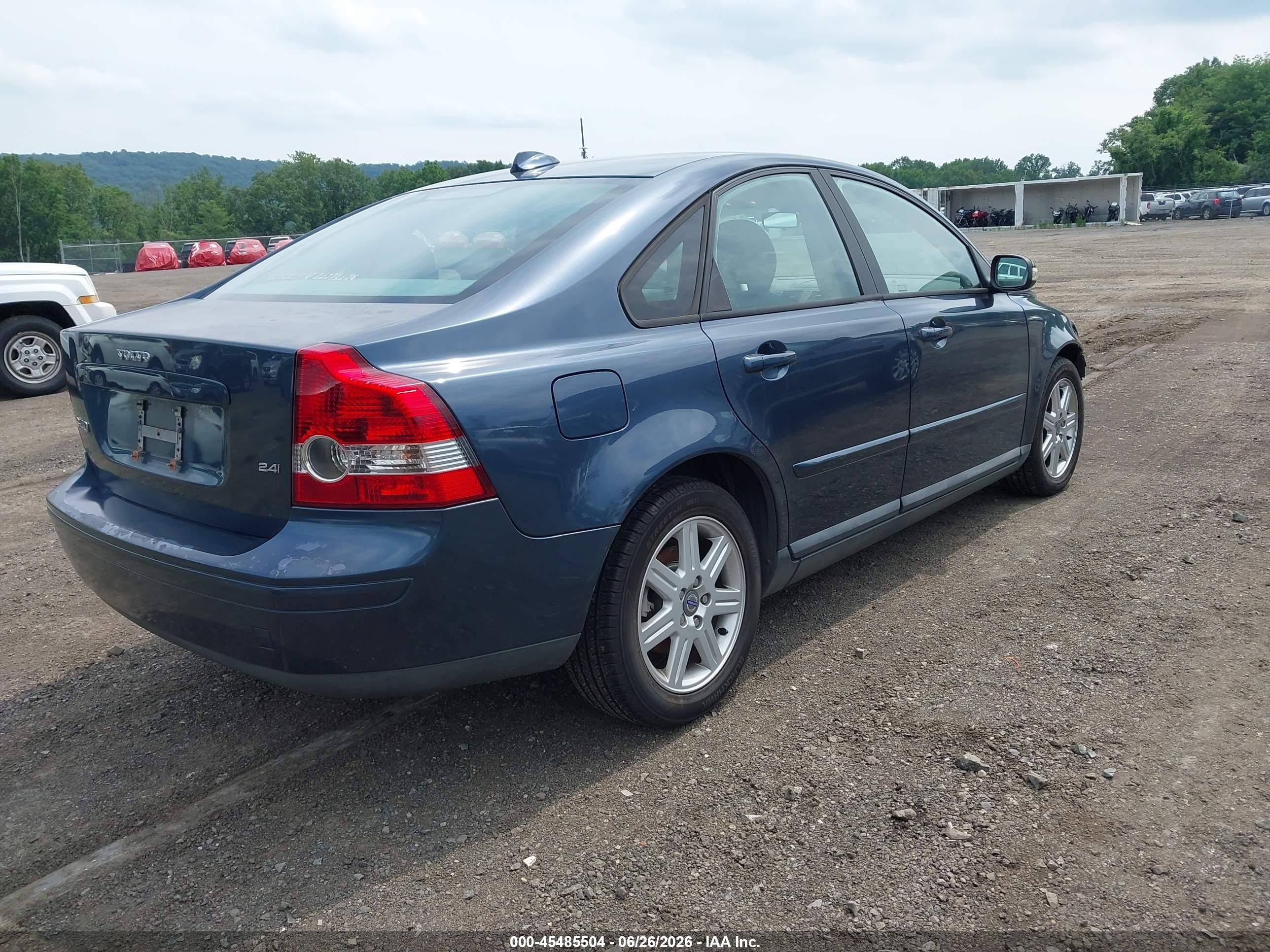 2007 Volvo S40 2.4i Dark Blue vin: YV1MS382572314934