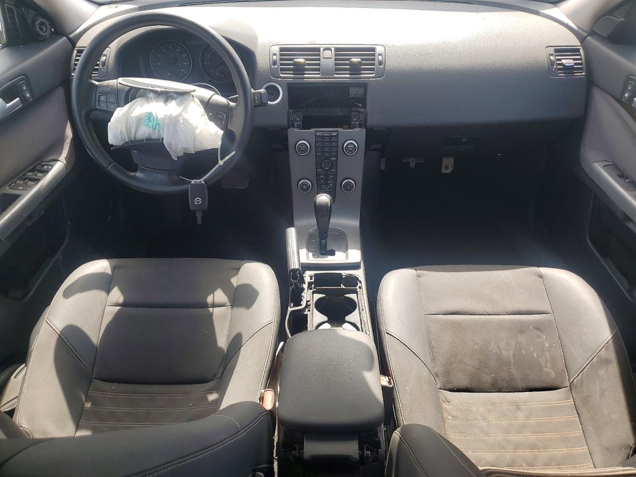2008 Volvo S40 2.4i Blue vin: YV1MS382582366680