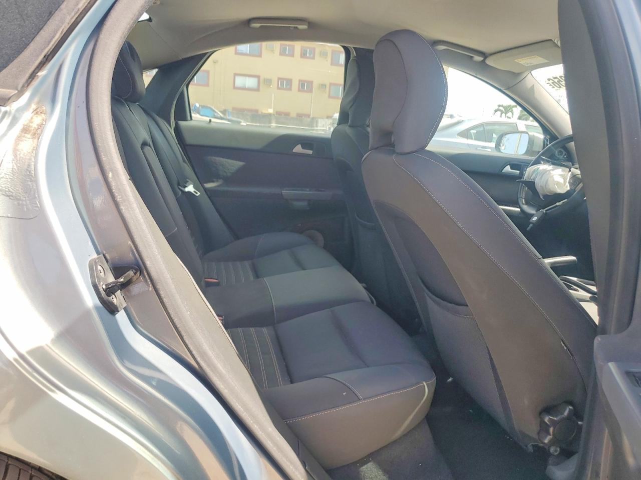 2008 Volvo S40 2.4i Blue vin: YV1MS382582366680