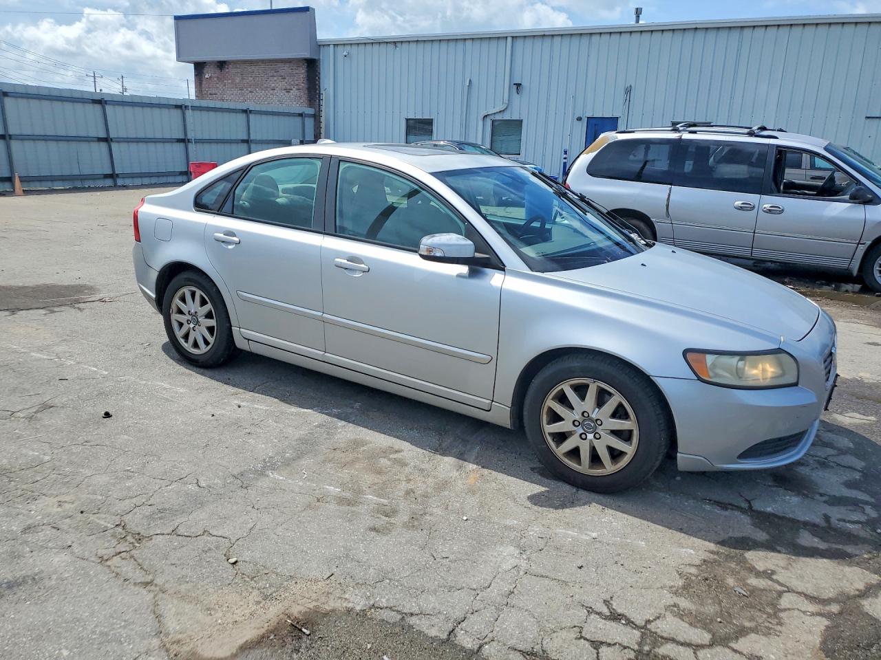 2009 Volvo S40 2.4i Silver vin: YV1MS382592459507