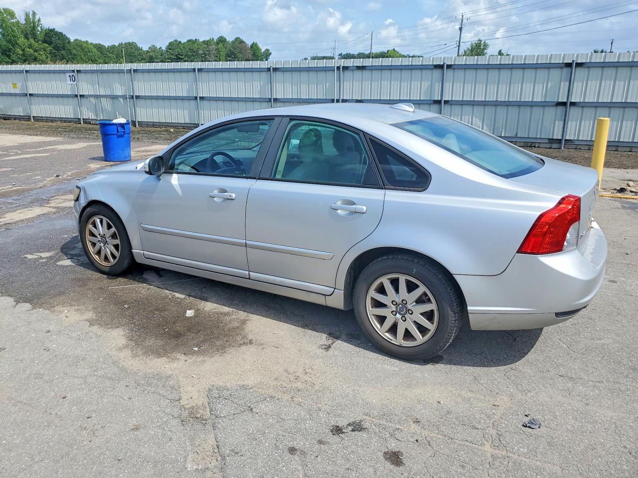 2009 Volvo S40 2.4i Silver vin: YV1MS382592459507