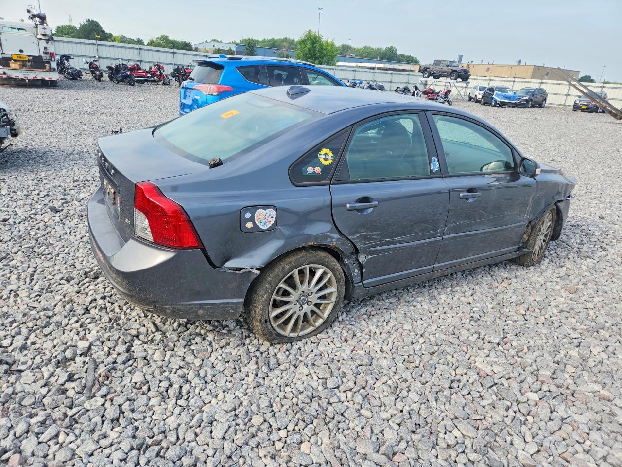 2009 Volvo S40 2.4i Silver vin: YV1MS382692455823